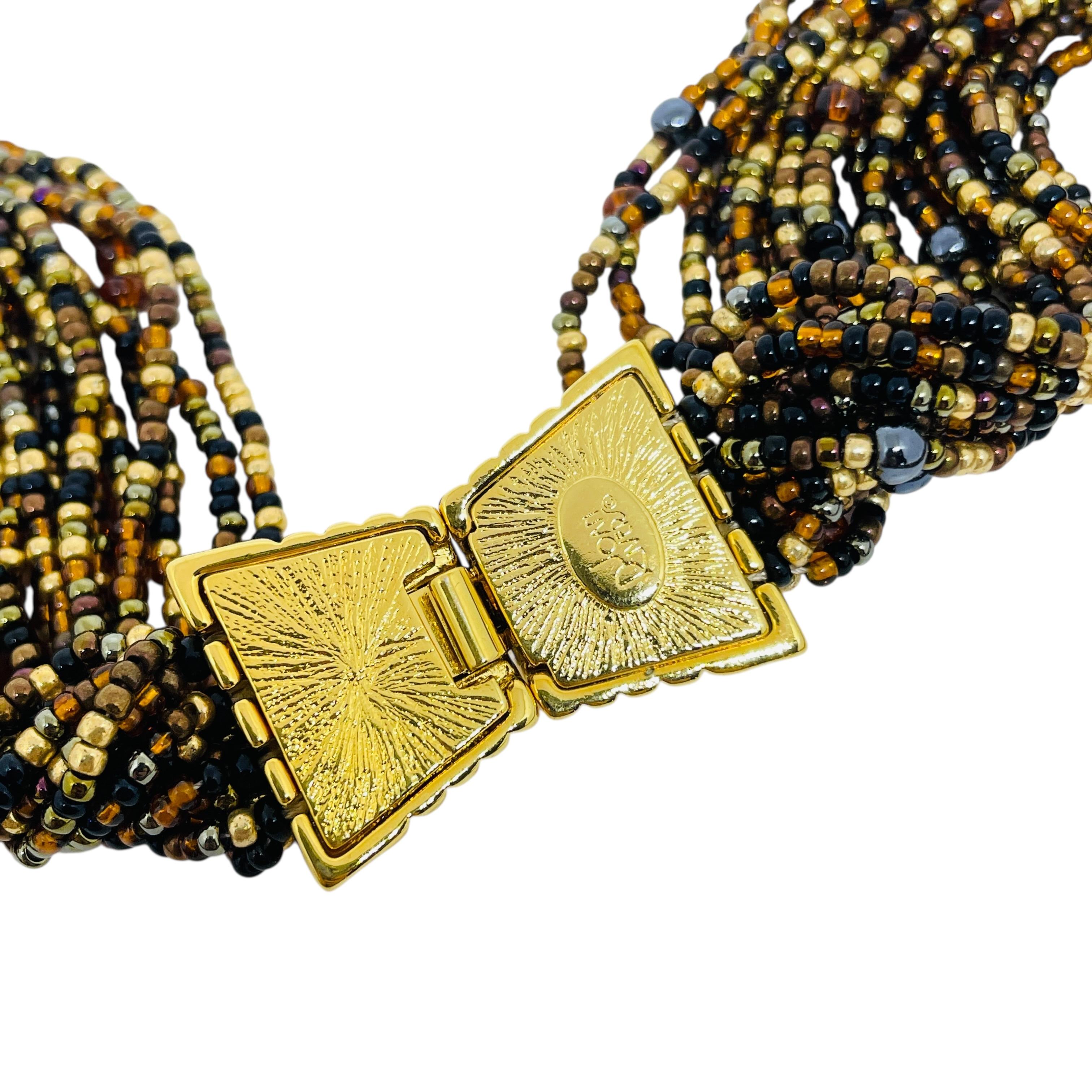 Collana firmata JOAN RIVERS con perle di vetro d'epoca in tonalità oro a più fili In condizioni buone in vendita a Palos Hills, IL