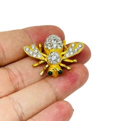 JOAN RIVERS signed vintage gold tone rhinestones bee fly insect designer brooch