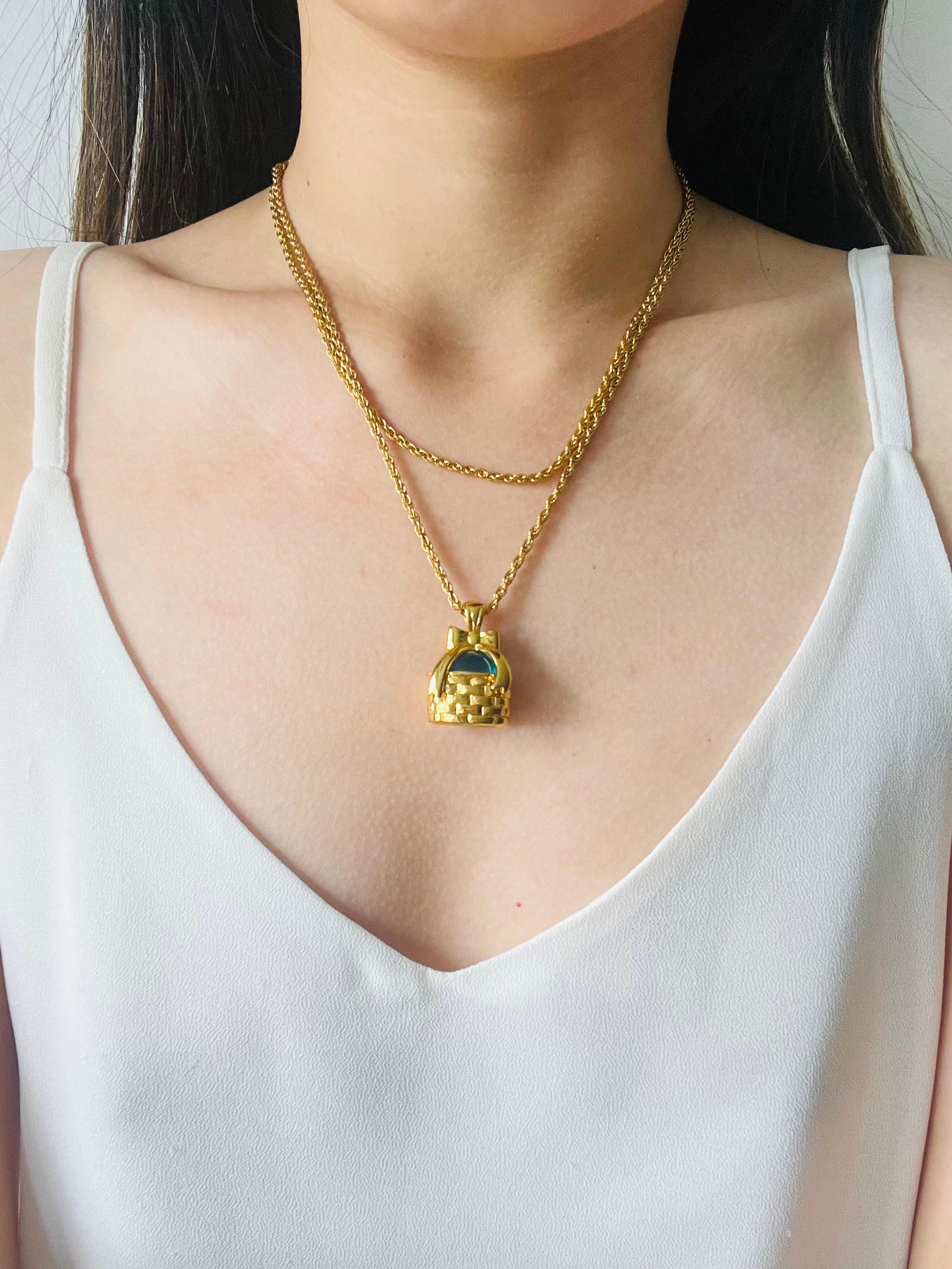 Joan Rivers Vintage Blue Glass Basket Bow Present Pendant Chain Long Necklace For Sale 2