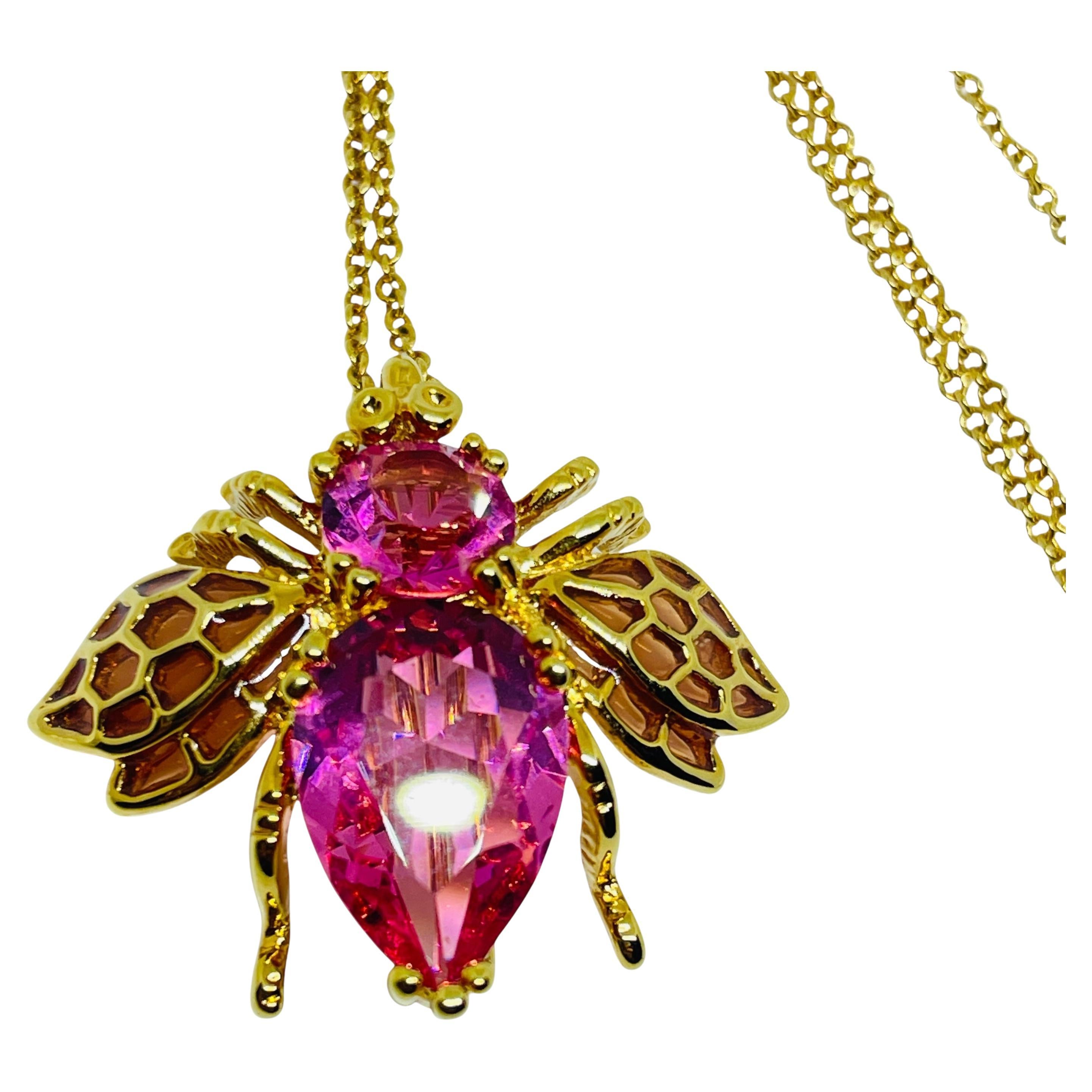 Collana con ciondolo a forma di ape in cristallo rosa vintage di JOAN RIVERS