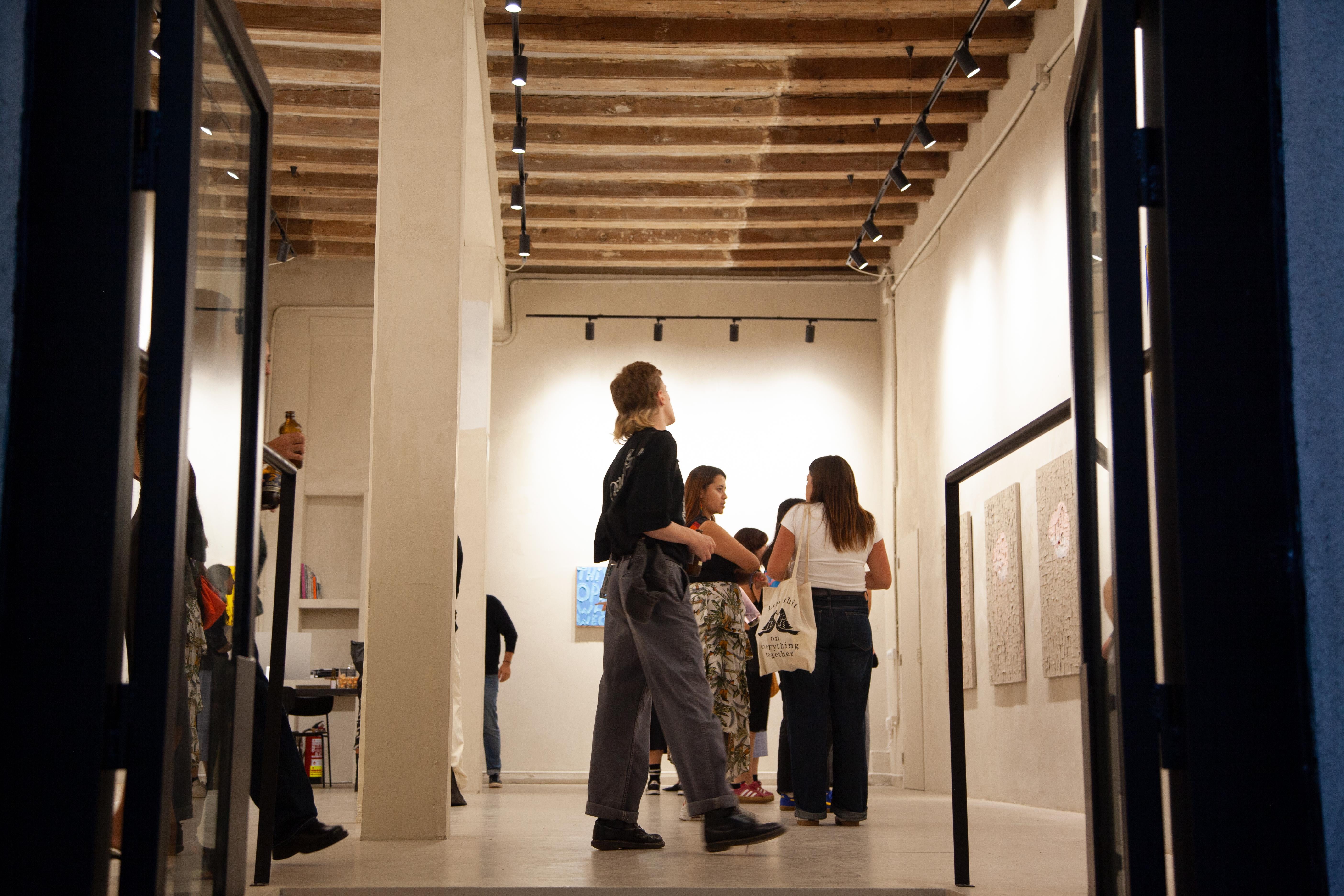 ABSTRACT Nuova opera d'arte in bianco e nero dell'artista contemporaneo Joan Salo 2024 in vendita 8