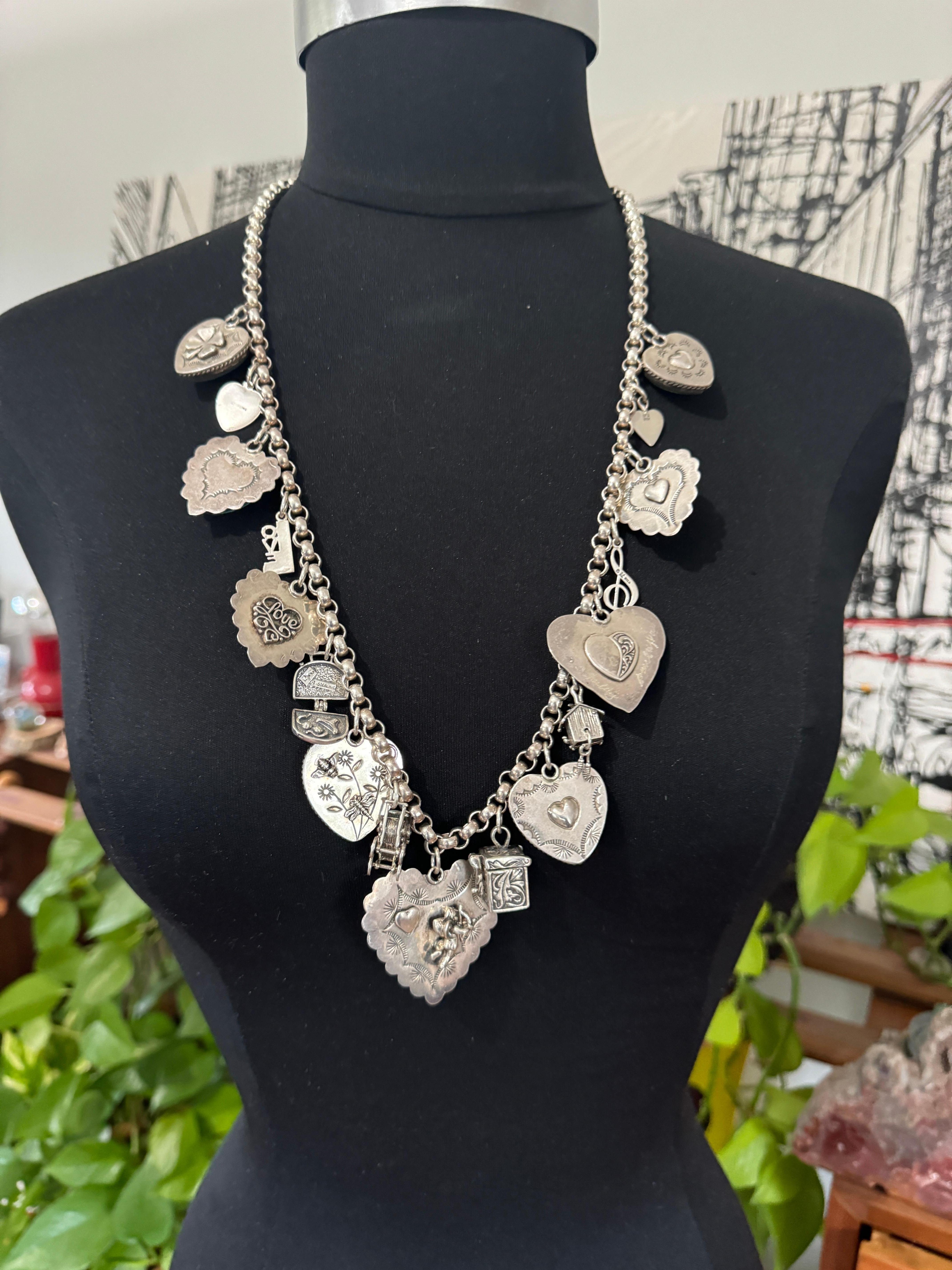 Femenino o masculino Joan Slifka Collar Encanto Corazón Multipiedra Doble Cara Plata de Ley en venta