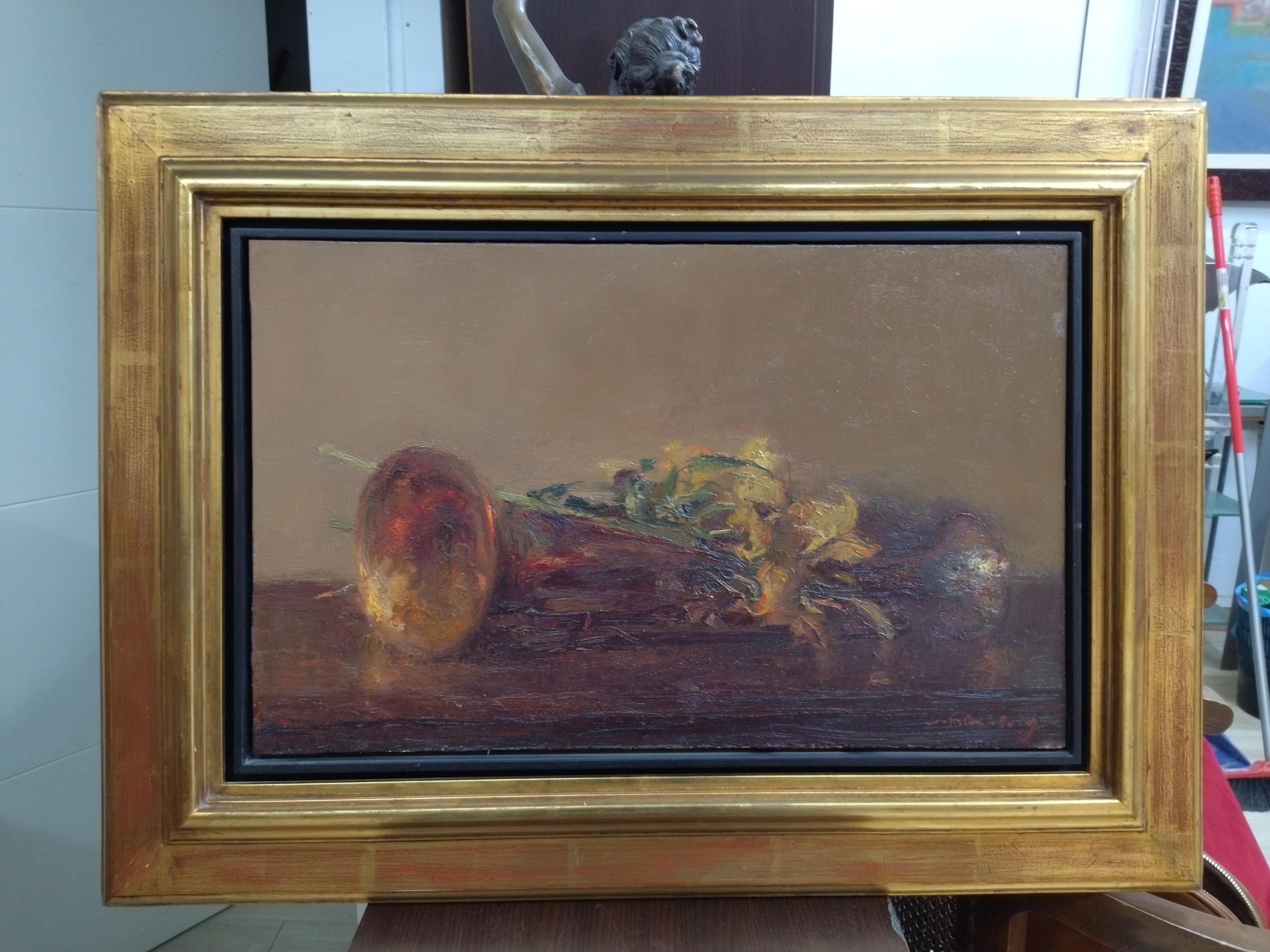 Sola Puig  Tromba musicale dipinto ad olio su tela originale impressionista - Still-Life Painting Marrone di Joan SOLA PUIG