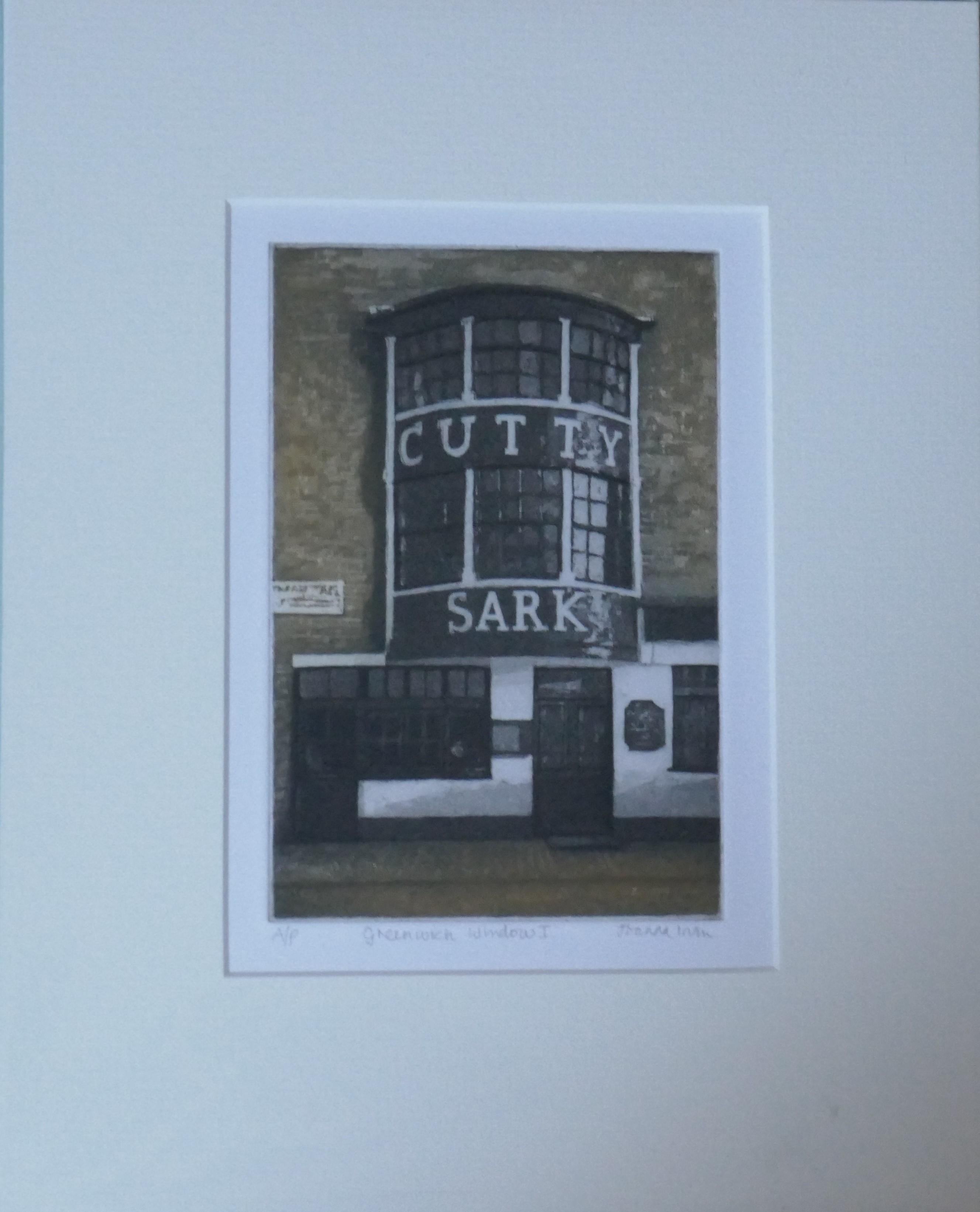 Fenster I aus Greenwich – Print von Joanna Irvin
