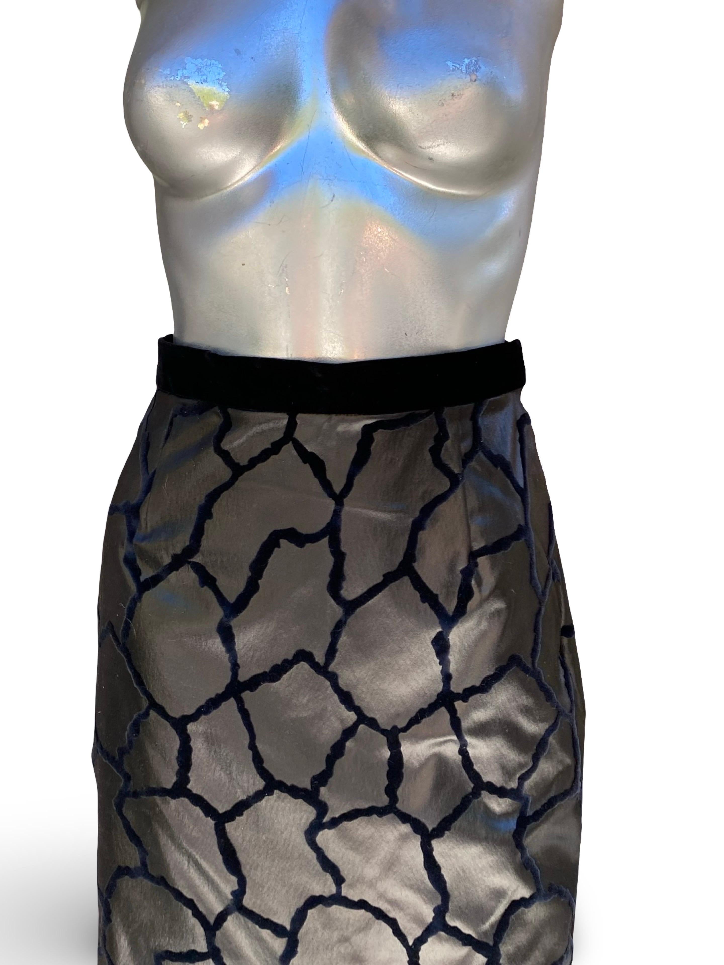 Joanna Mastroianni Collection Taft Schwarz Samt Sexy Bleistiftrock Größe M im Angebot 2