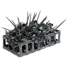 Joanna Poag Binding Time (Black Grid with Quills) Sculpture en céramique, 2021