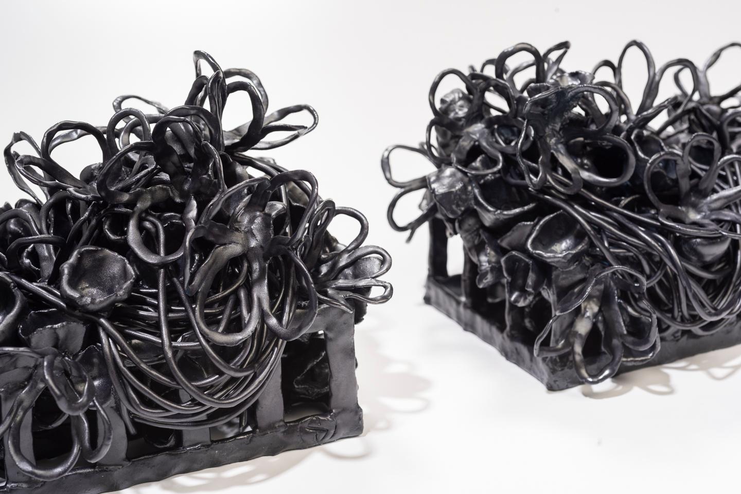 Américain Joanna Poag Binding Time(Black Grid w/ Flowers and Pods) Sculpture en céramique, 2019 en vente