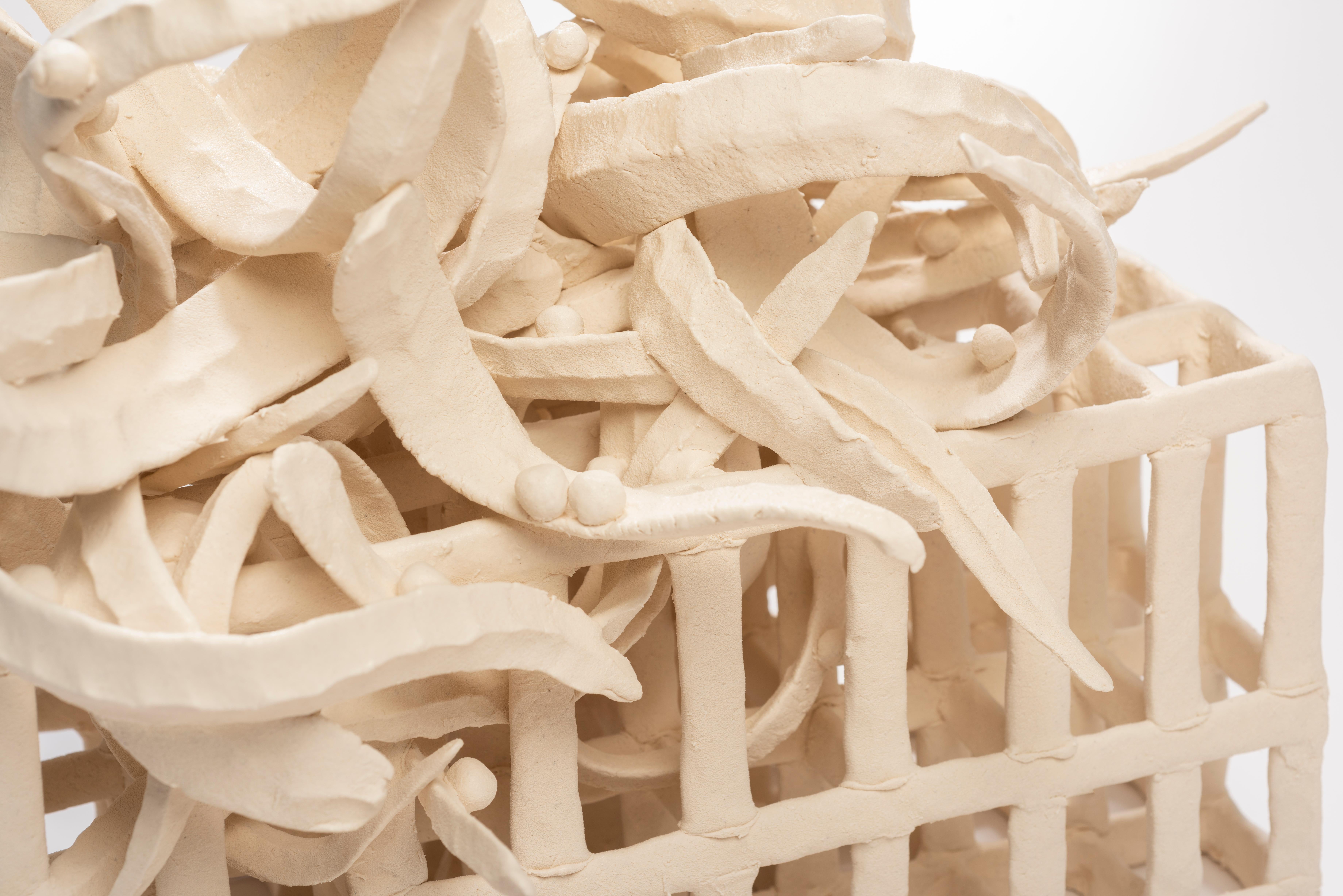 Joanna Poag Binding Time (Grid with Leaves) Scultura in ceramica, 2019 In condizioni ottime in vendita a New York, NY