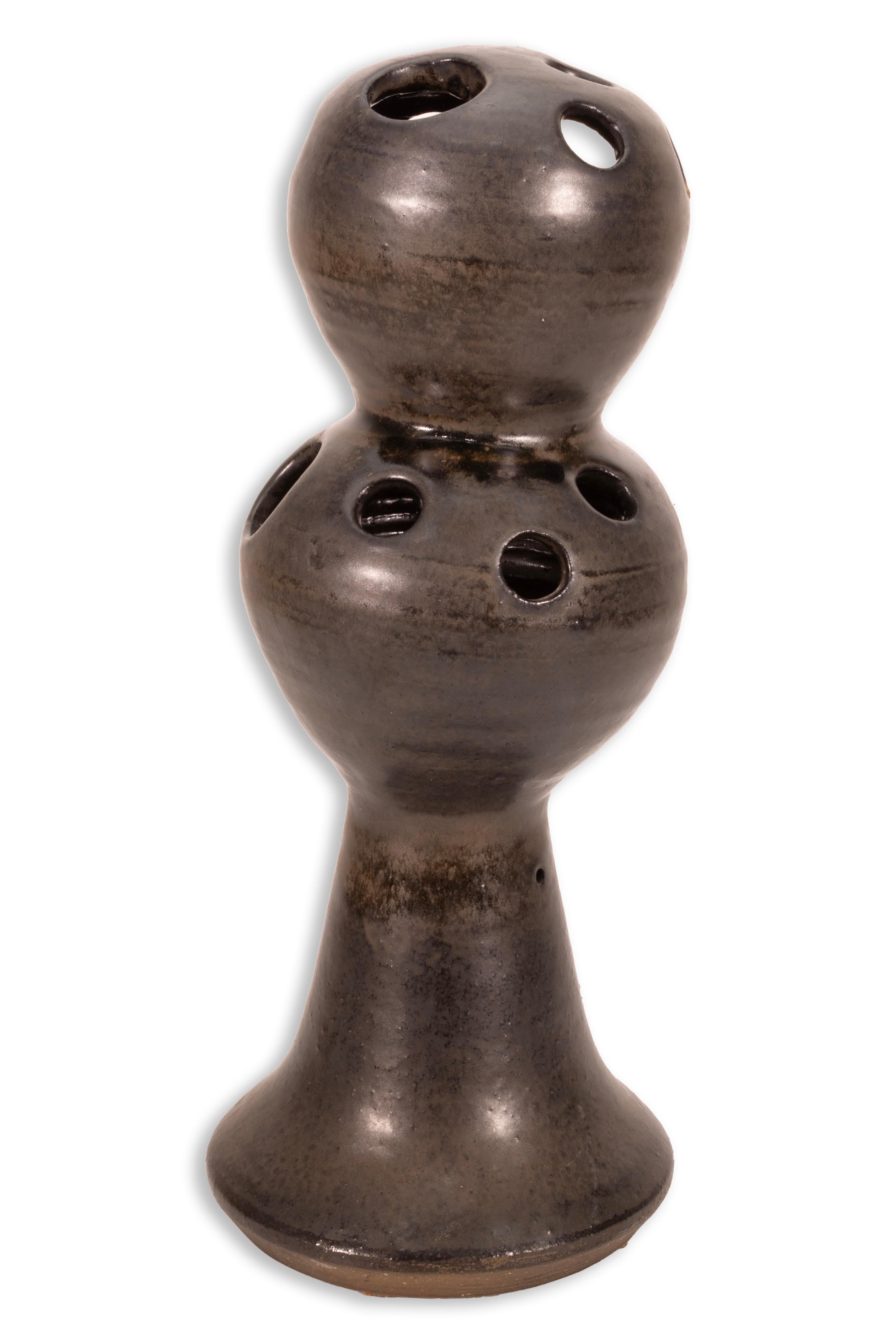 Américain Pot à mauvaises herbes signé Joanna Price en céramique Gunmetal du milieu du siècle en vente