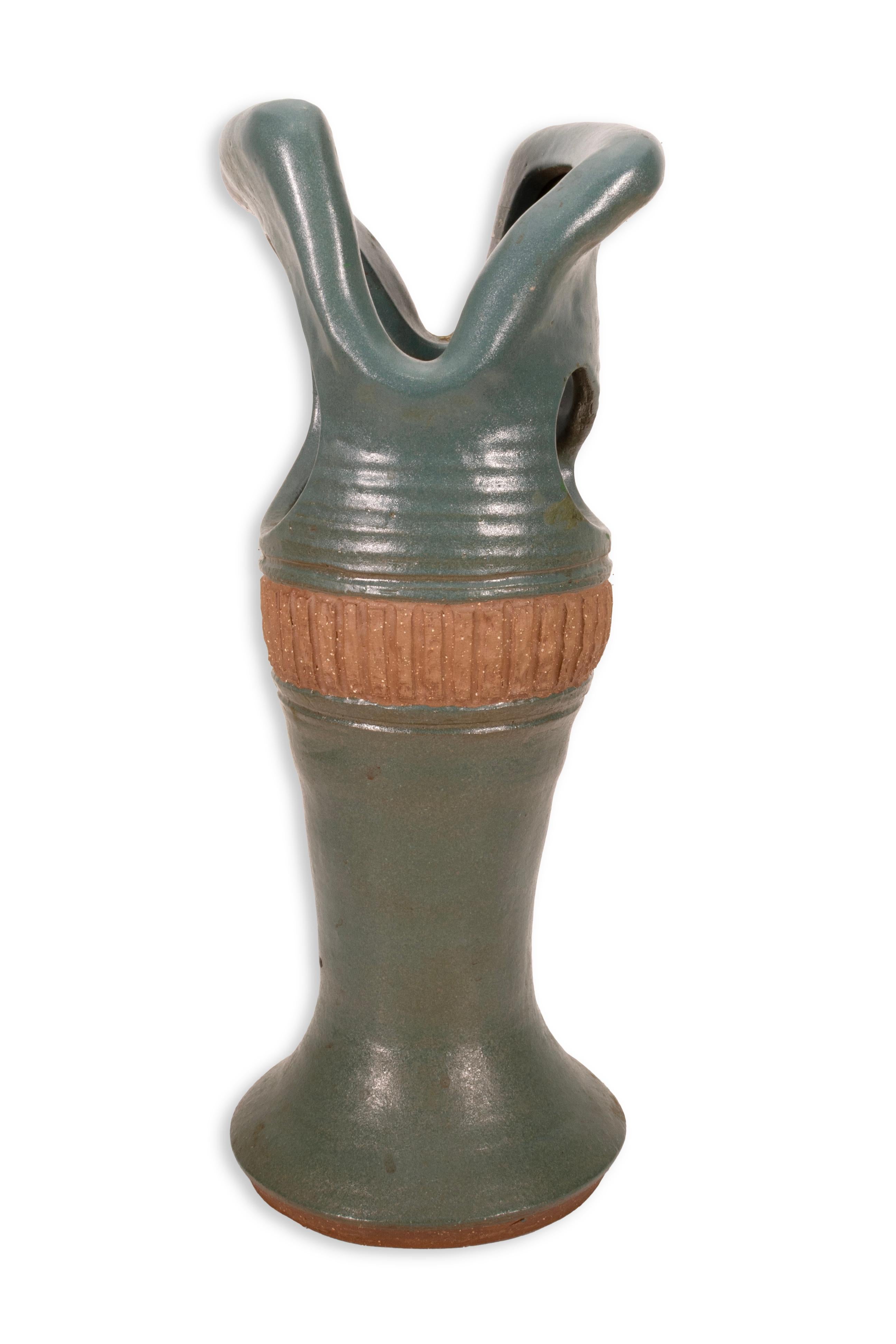 20th Century Joanna Price Signed Mid Century Tall Green Ceramic Ikebana Vase For Sale