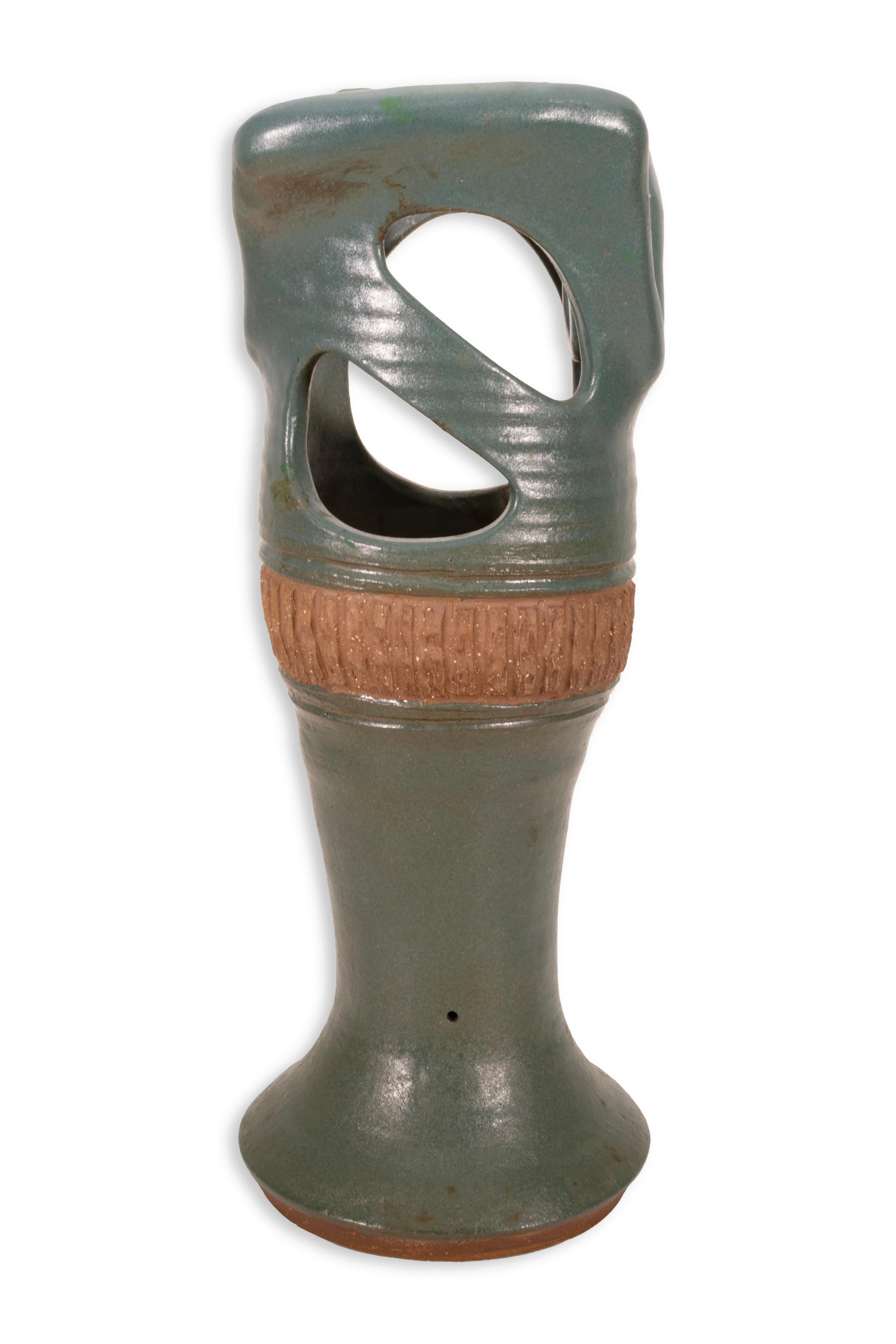 Joanna Price Signed Mid Century Tall Green Ceramic Ikebana Vase For Sale 2