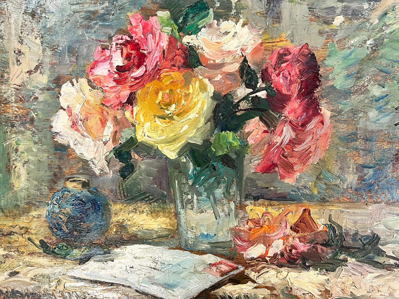 1930er Jahre Französisch Impressionist Stillleben Rosen in Glasvase, signiert Öl im Angebot 1