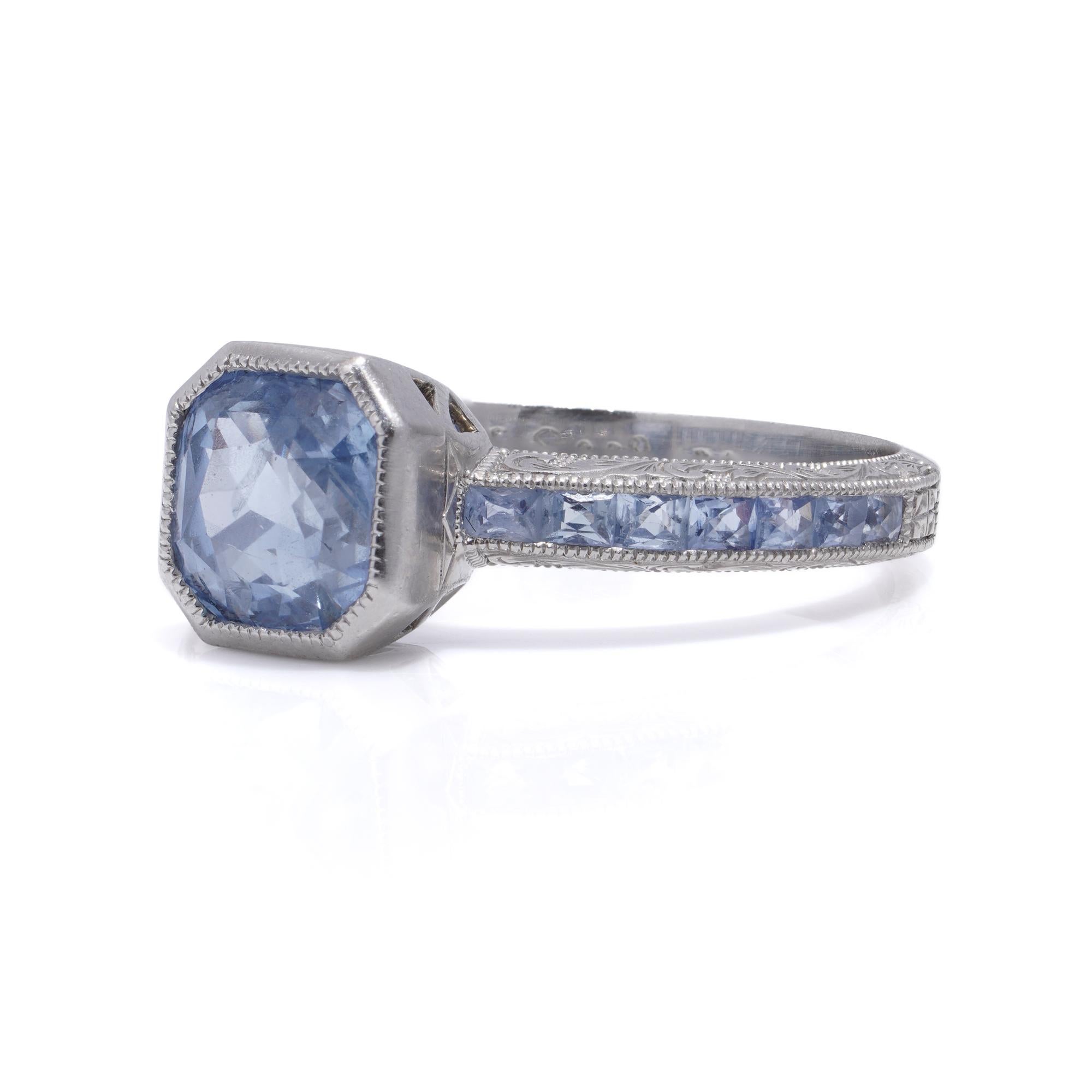 JoAq 850 Platin Art Deco-inspirierter Saphir-Ring für Damen oder Herren im Angebot