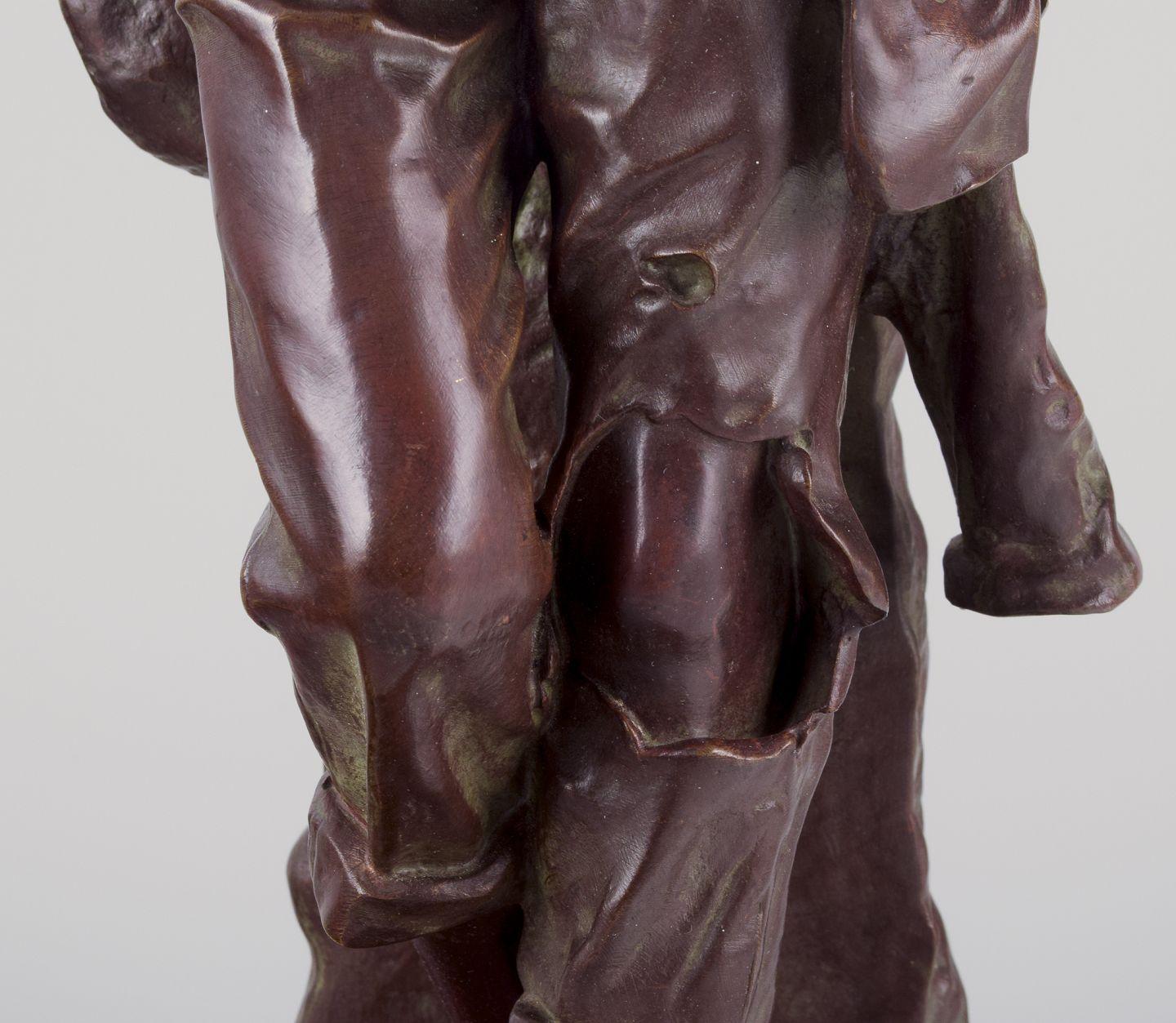 Bronzo Joaquim Anglés Cané, scultore spagnolo. Un Philosophe'. Grande scultura in bronzo in vendita