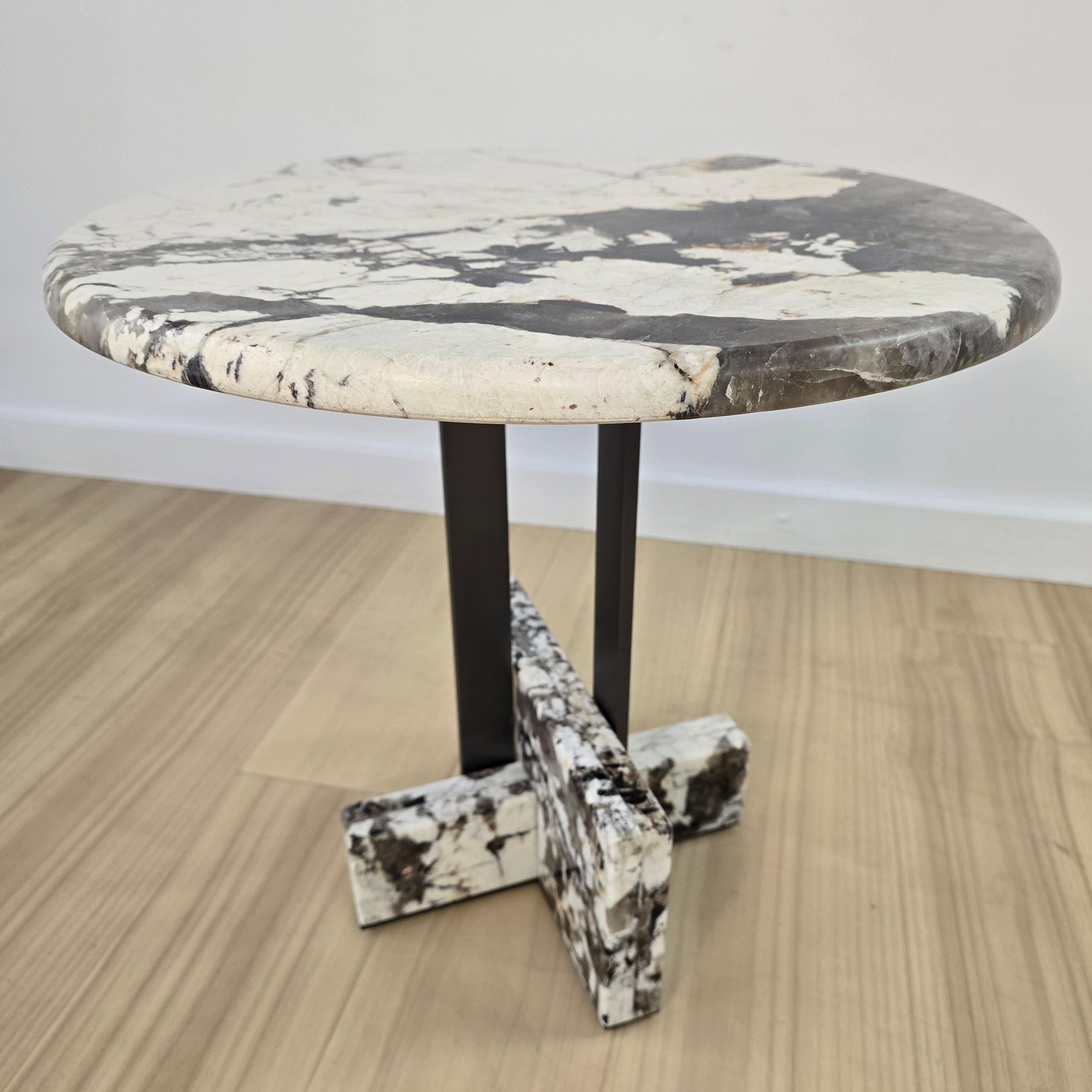 Italian Joaquim Side Table  *Showroom sample For Sale