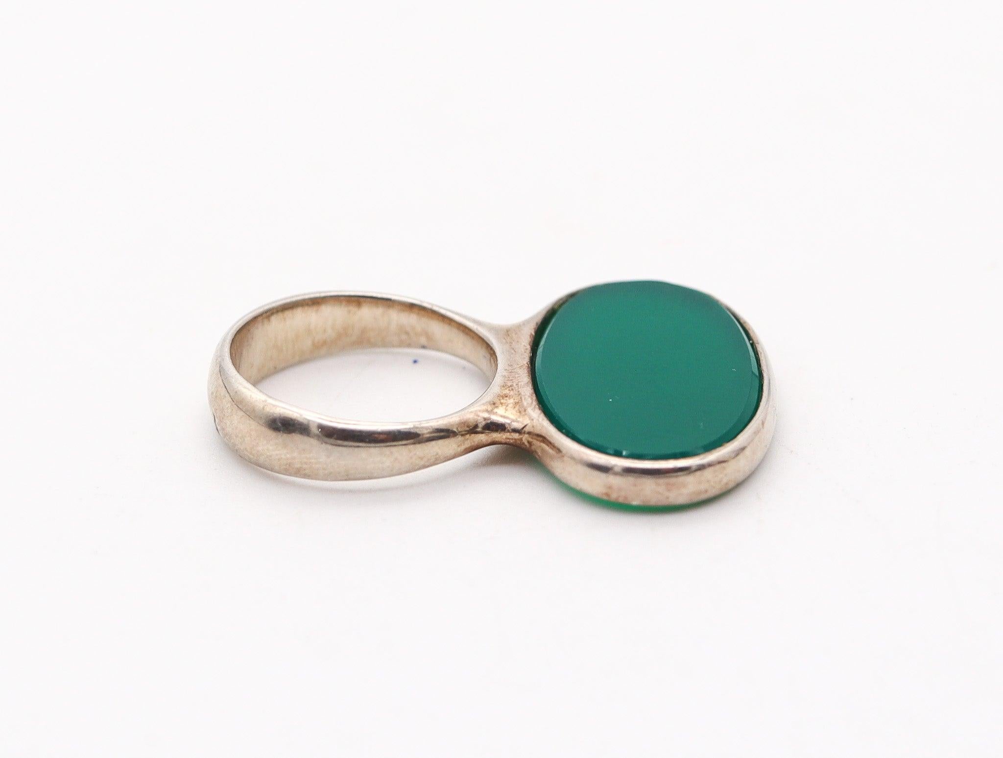 Cabochon JOAQUIM S'PALIU Barcelona 1970 Geometric Ring in .925 Sterling And Chrysoprase For Sale