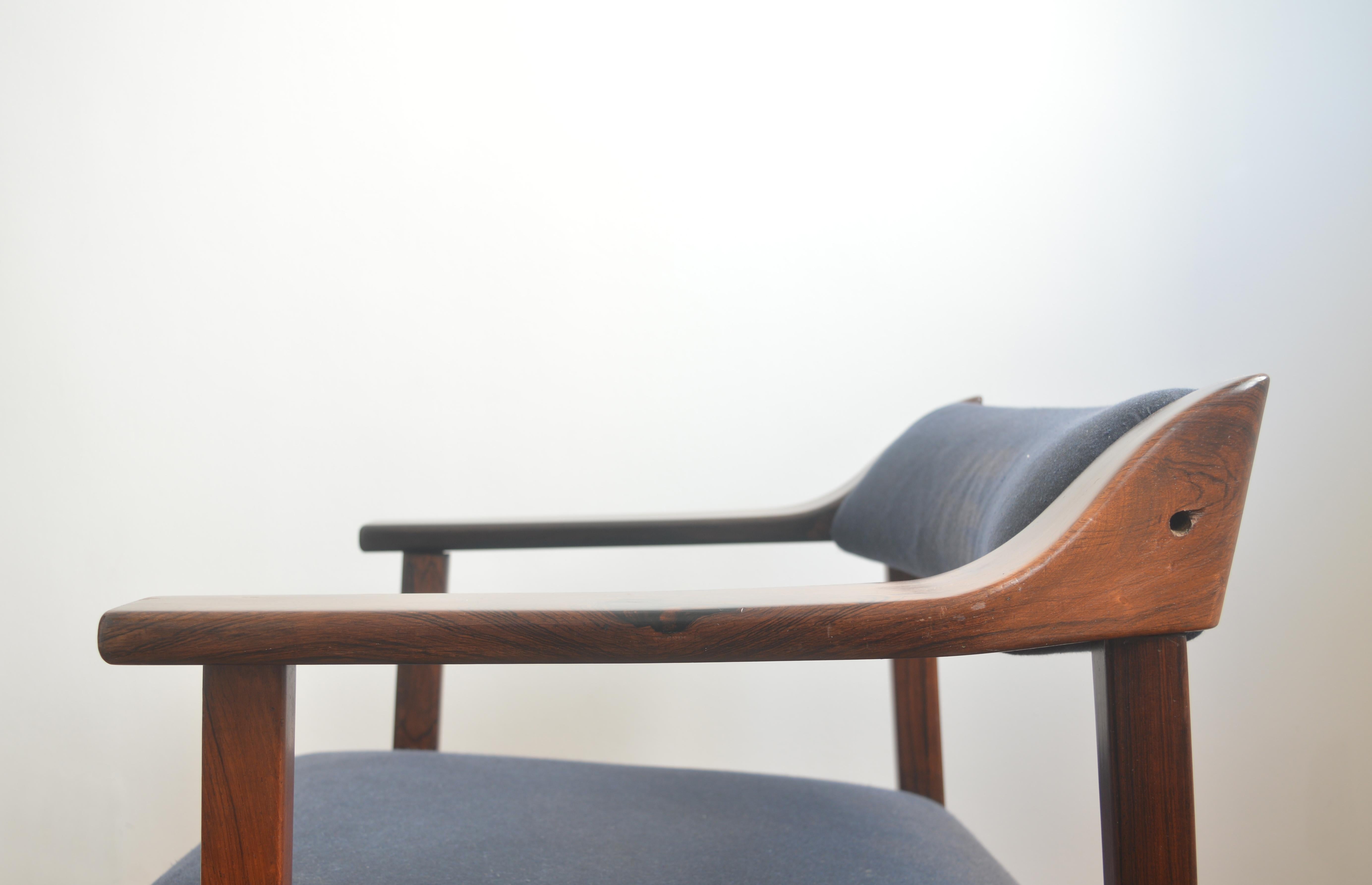 Mid-20th Century Joaquim Tenreiro Attributed Lounge Chair For Sale