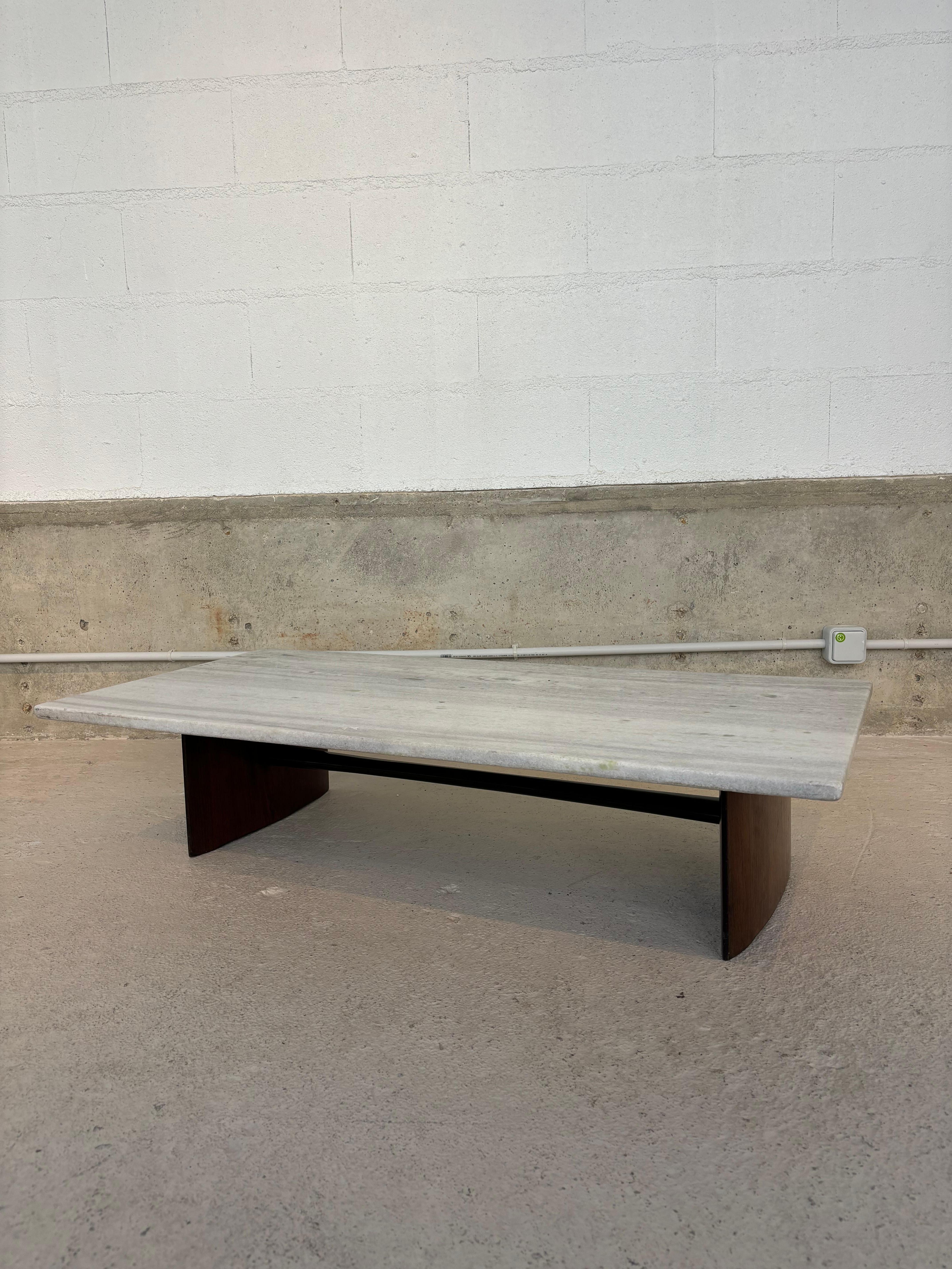 Brésilien Table basse Joaquim Tenreiro en vente