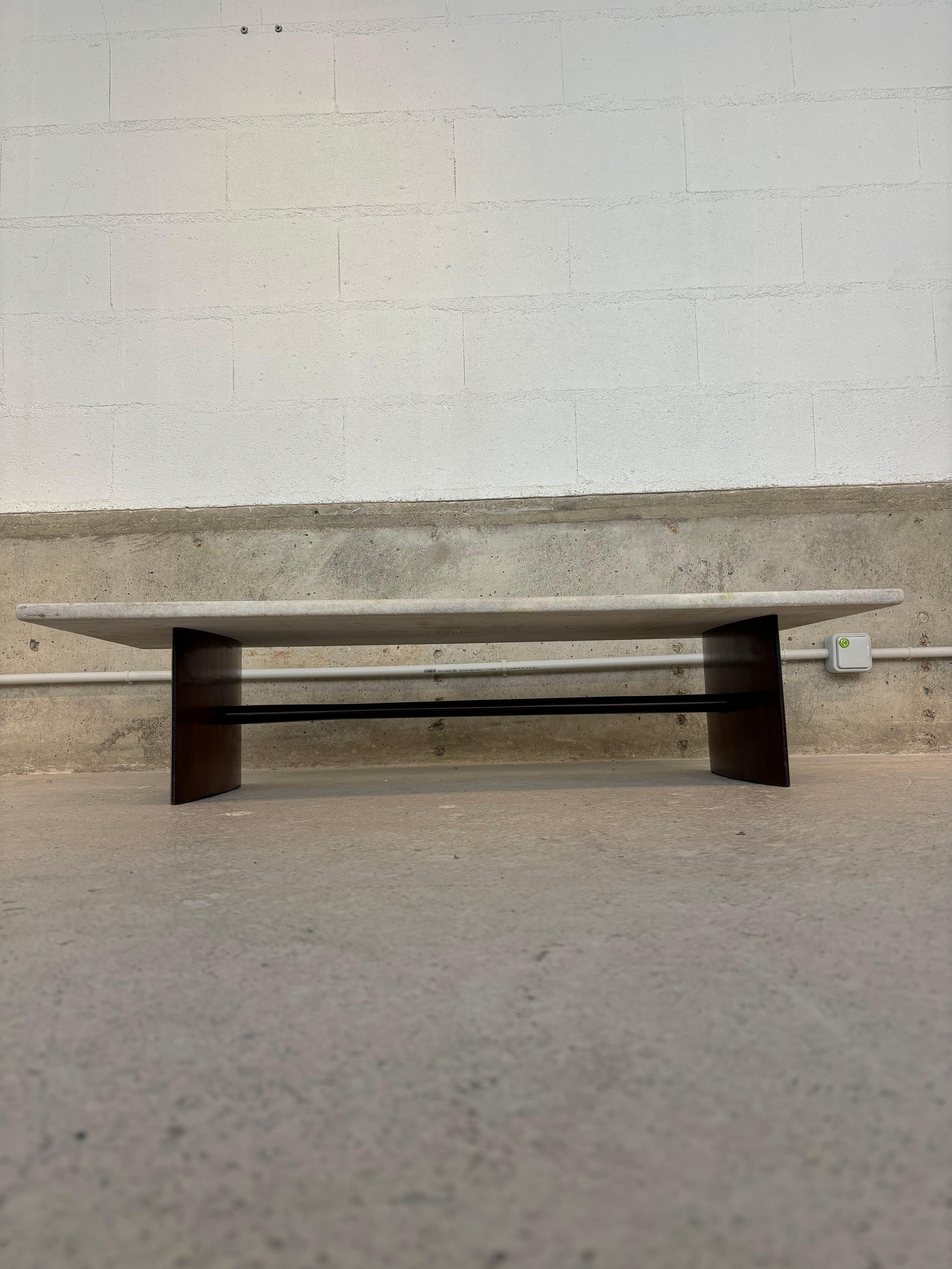 Marbre de Carrare Table basse Joaquim Tenreiro en vente