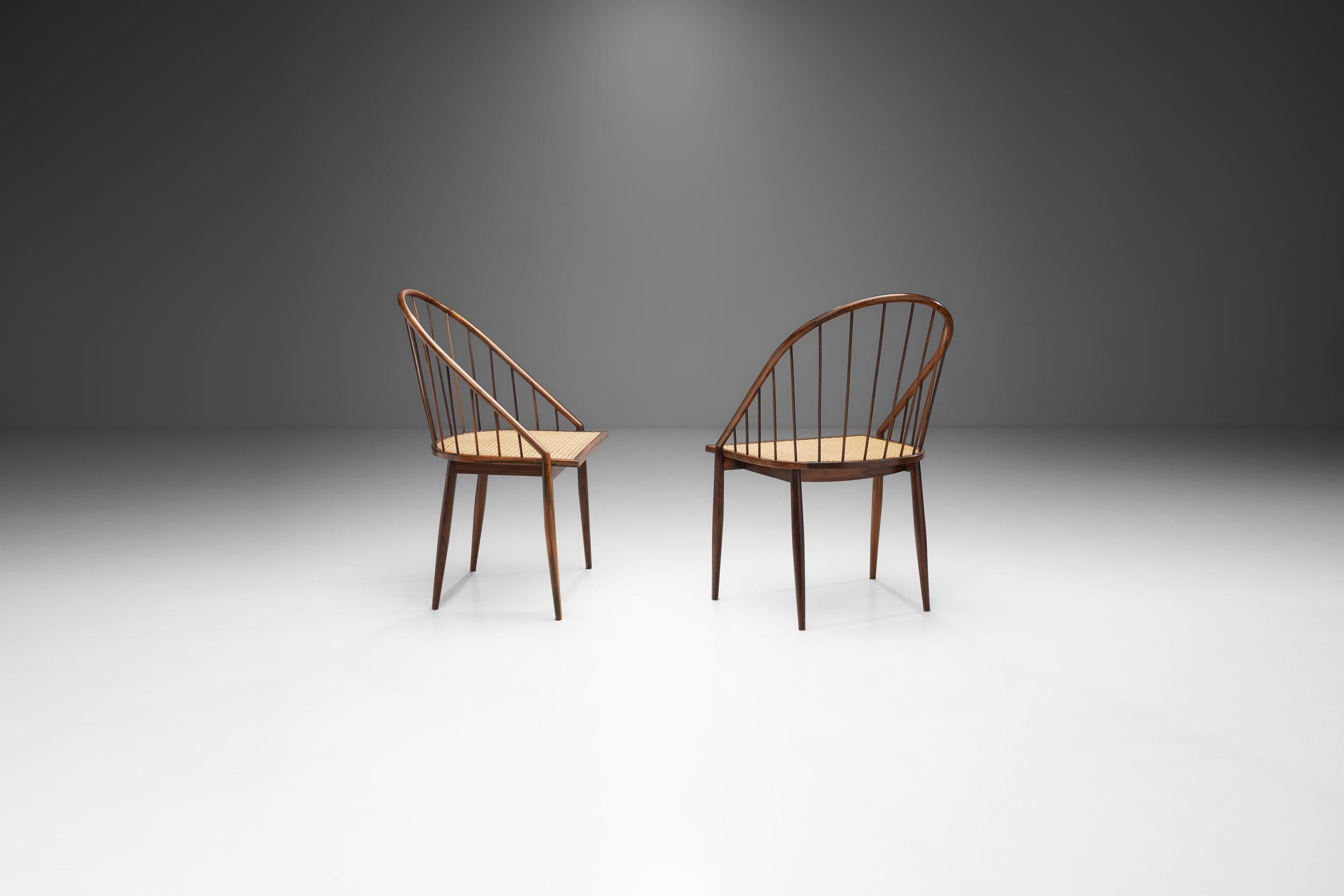 Joaquim Tenreiro “Curva” Chairs, Brazil, 1960s In Good Condition In Utrecht, NL