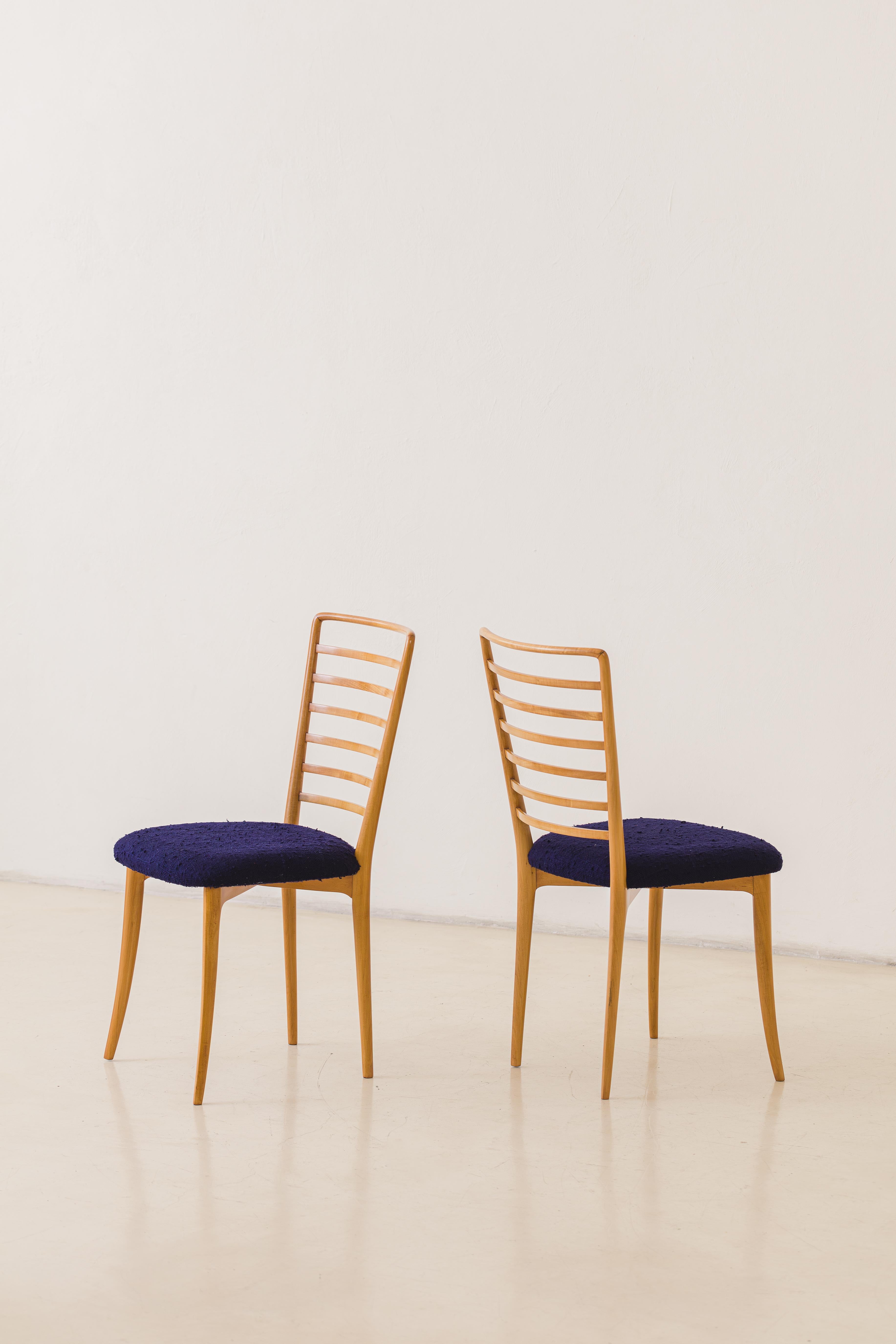 Joaquim Tenreiro Dining Chairs, Solid Wood and Fabric, MidCentury, Brazil, 1950s In Good Condition For Sale In New York, NY