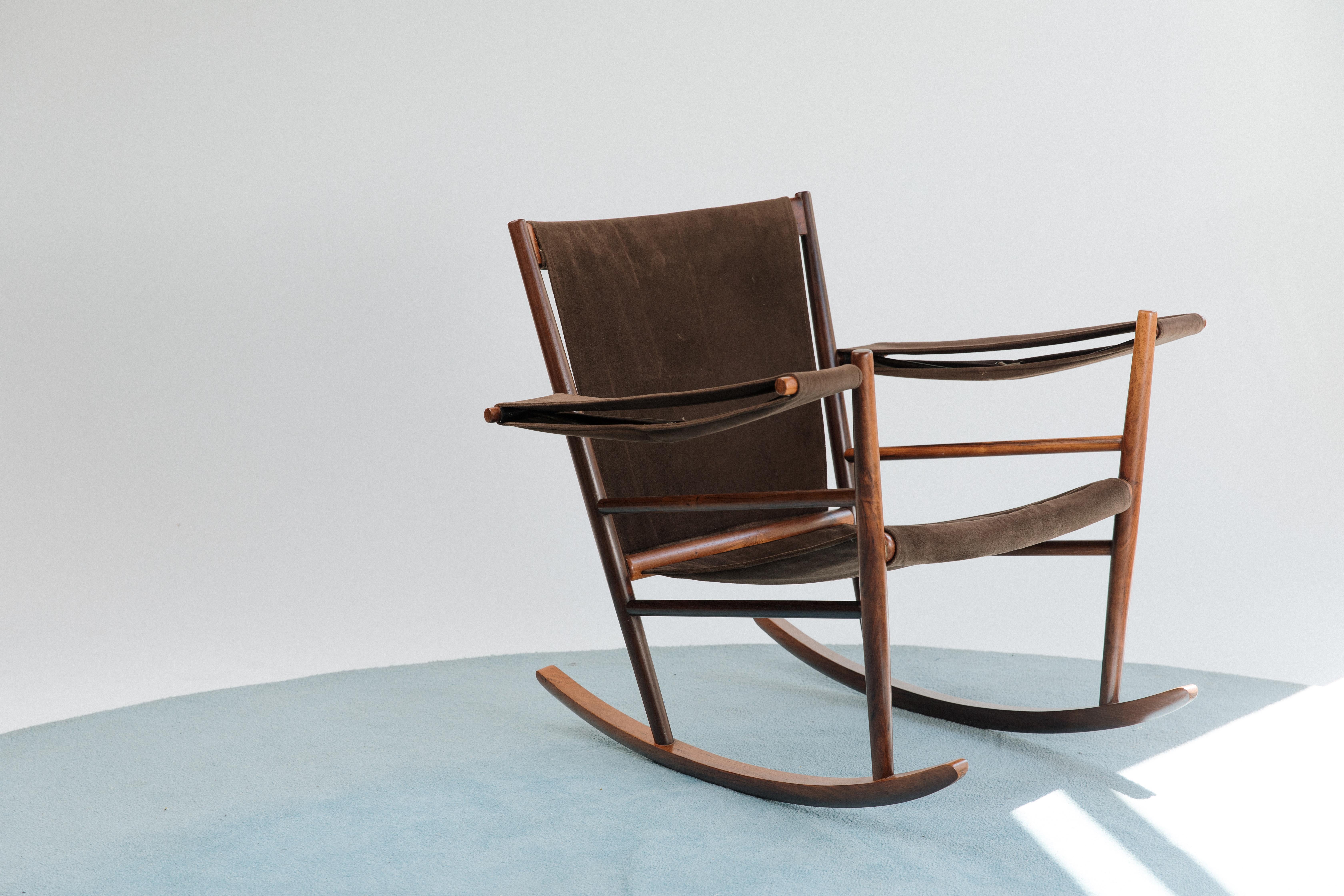 Brazilian Joaquim Tenreiro Iconic Rocking Chair in Solid Rosewood For Sale