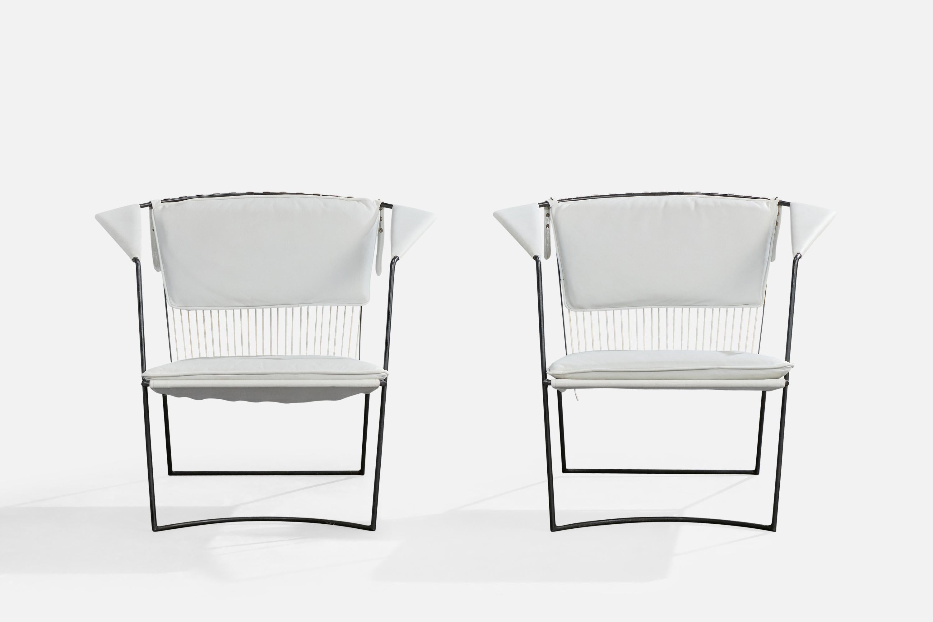 Joaquim Tenreiro, Lounge-Stühle, Eisen, Vinyl, Corde, Brasilien, 1950er Jahre (Brasilianisch) im Angebot