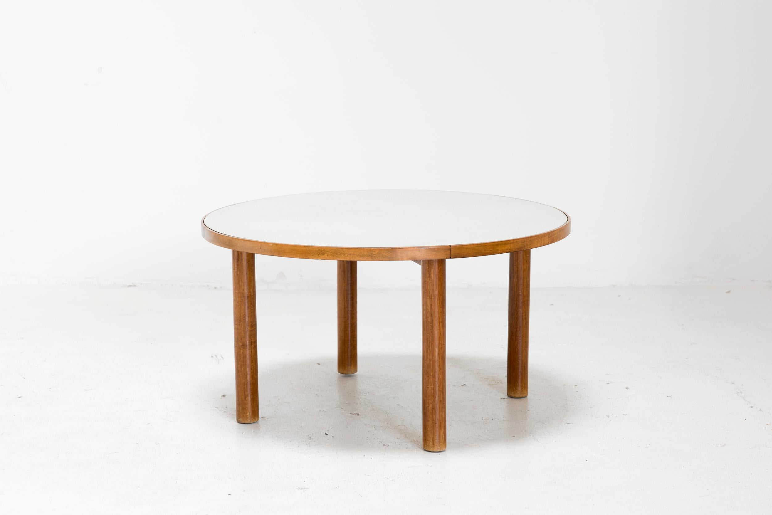 Joaquim Tenreiro, Side Table, Brazil, 1950 In Good Condition For Sale In Barcelona, ES