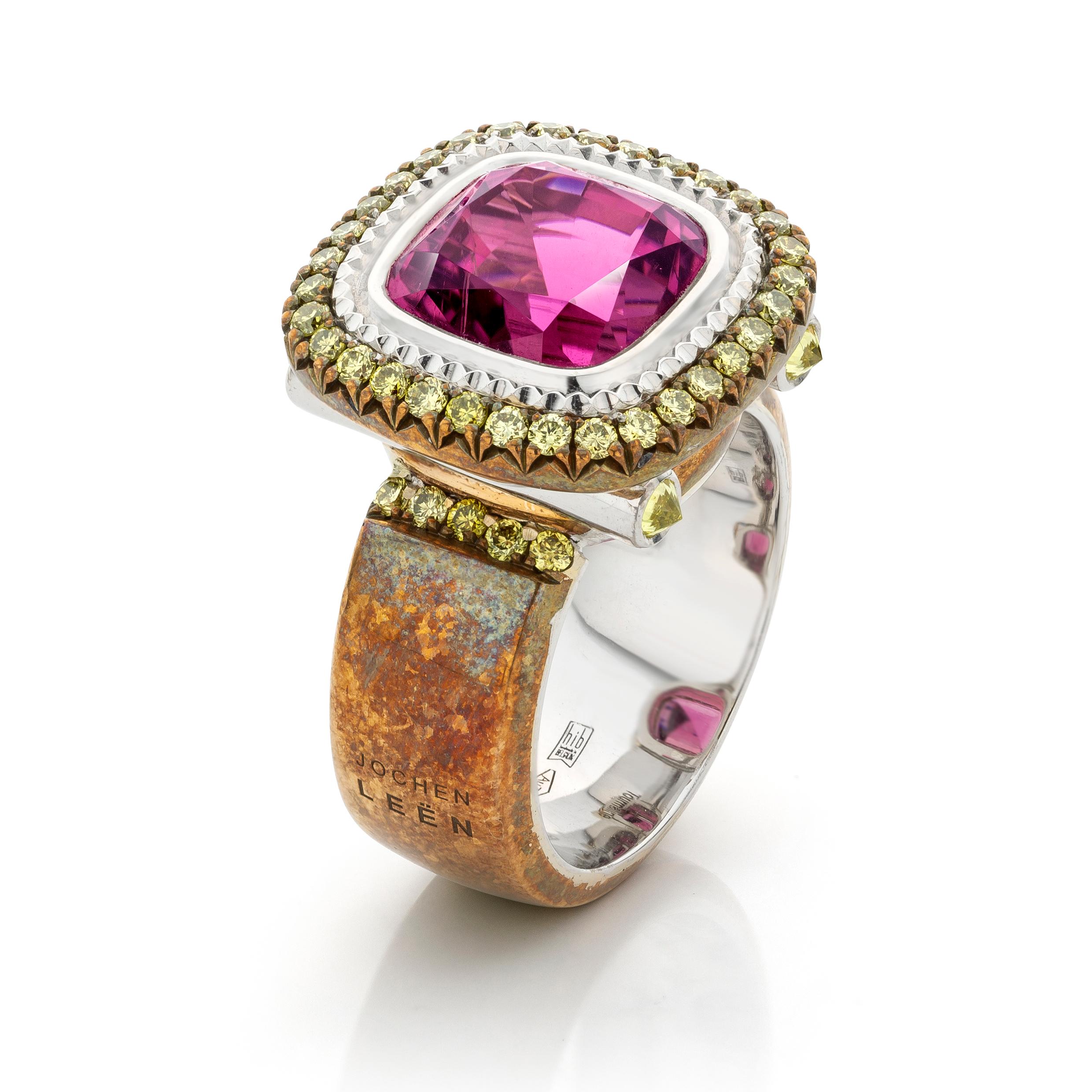 Contemporary Jochen Leën Pink Tourmaline and Fancy Green Diamond Bronze & Gold Cocktail Ring