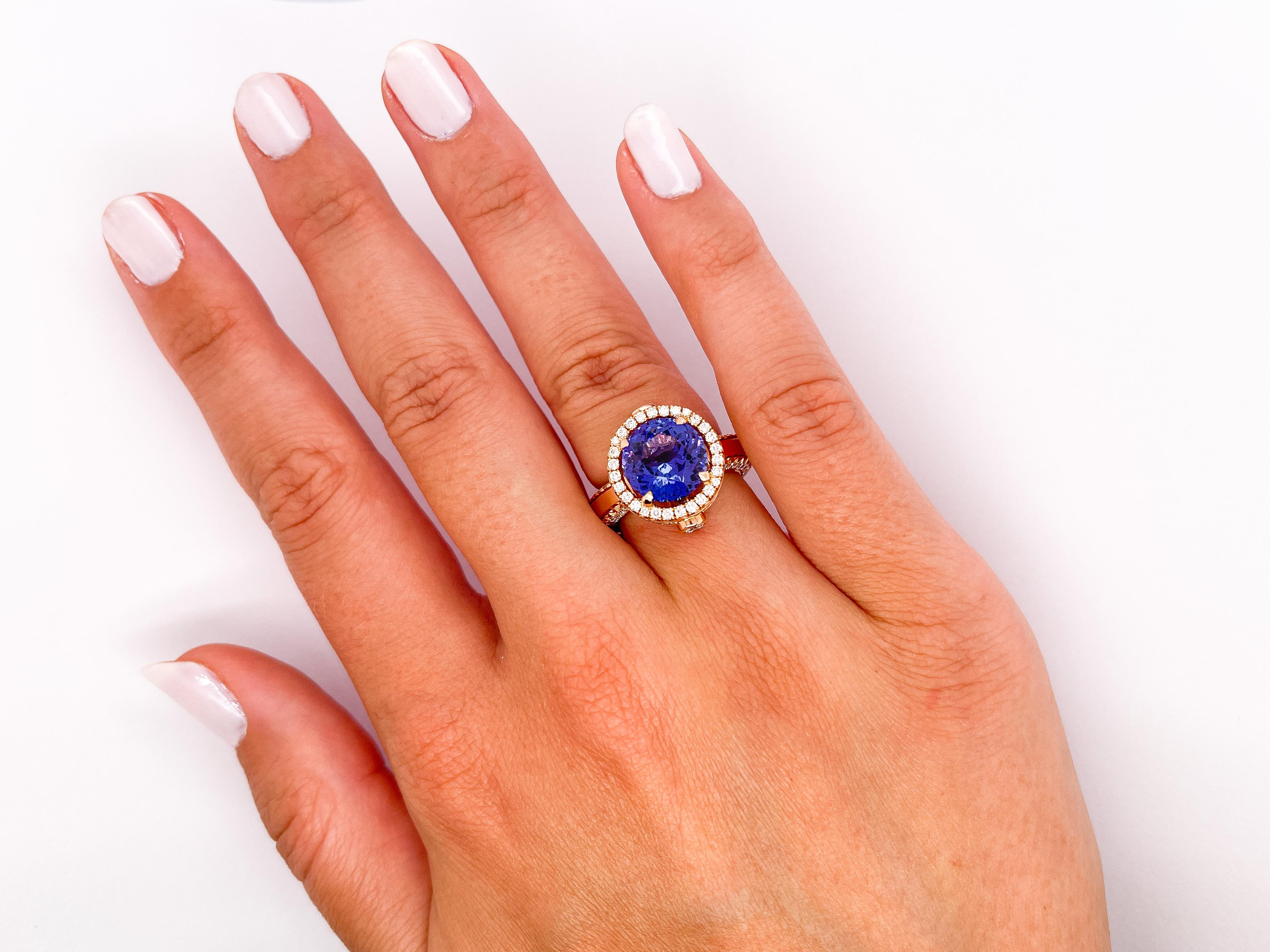 18 K Rose Gold Cocktail Ring 4.75 Carat Tanzanite Cocktail Ring by Jochen Leën In New Condition In Antwerp, BE