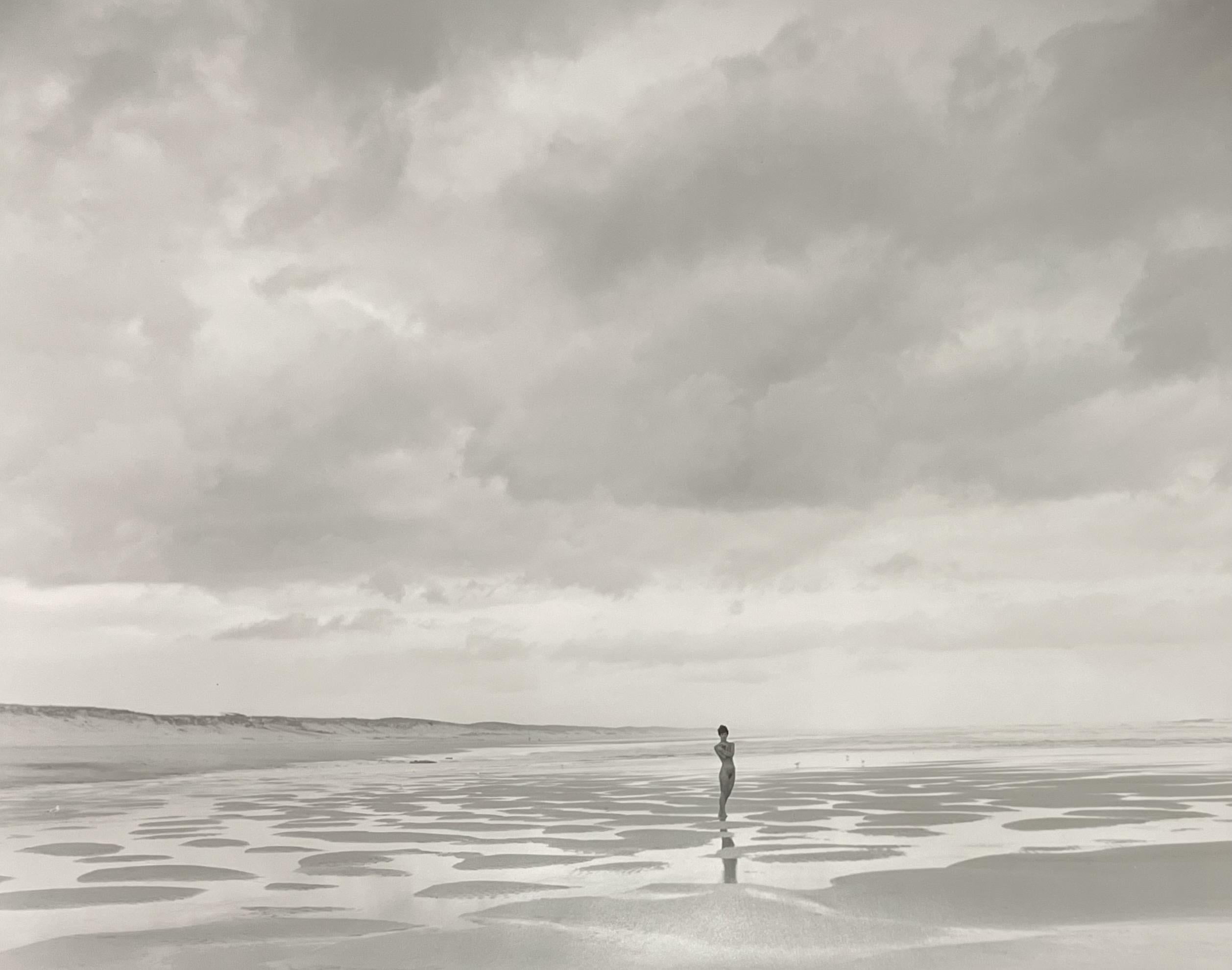 Jock Sturges Nude Photograph – Maia, Montalivet, Frankreich