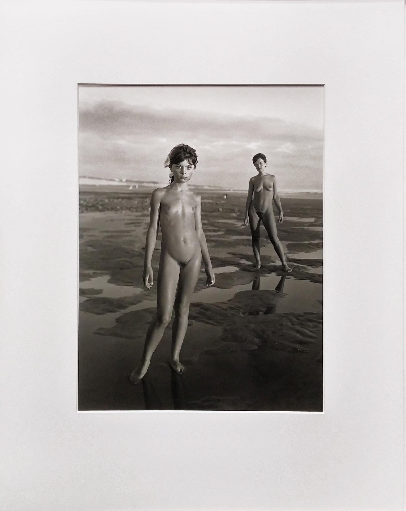SUMMER PORTFOLIO LAST DAYS OF SUMMER (Grau), Nude Photograph, von Jock Sturges