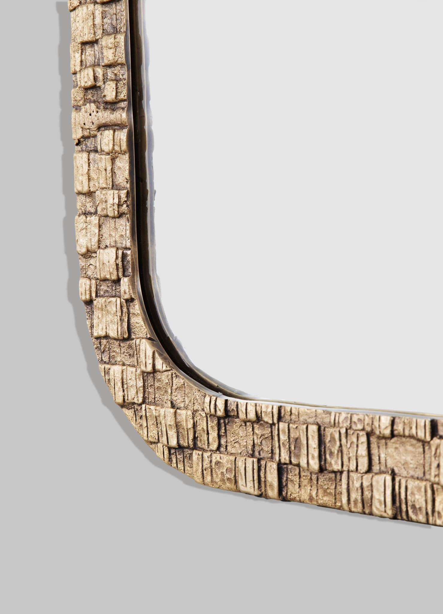 Moulage Miroir Jodhpur Gold en laiton, Viya by Vikram Goyal en vente