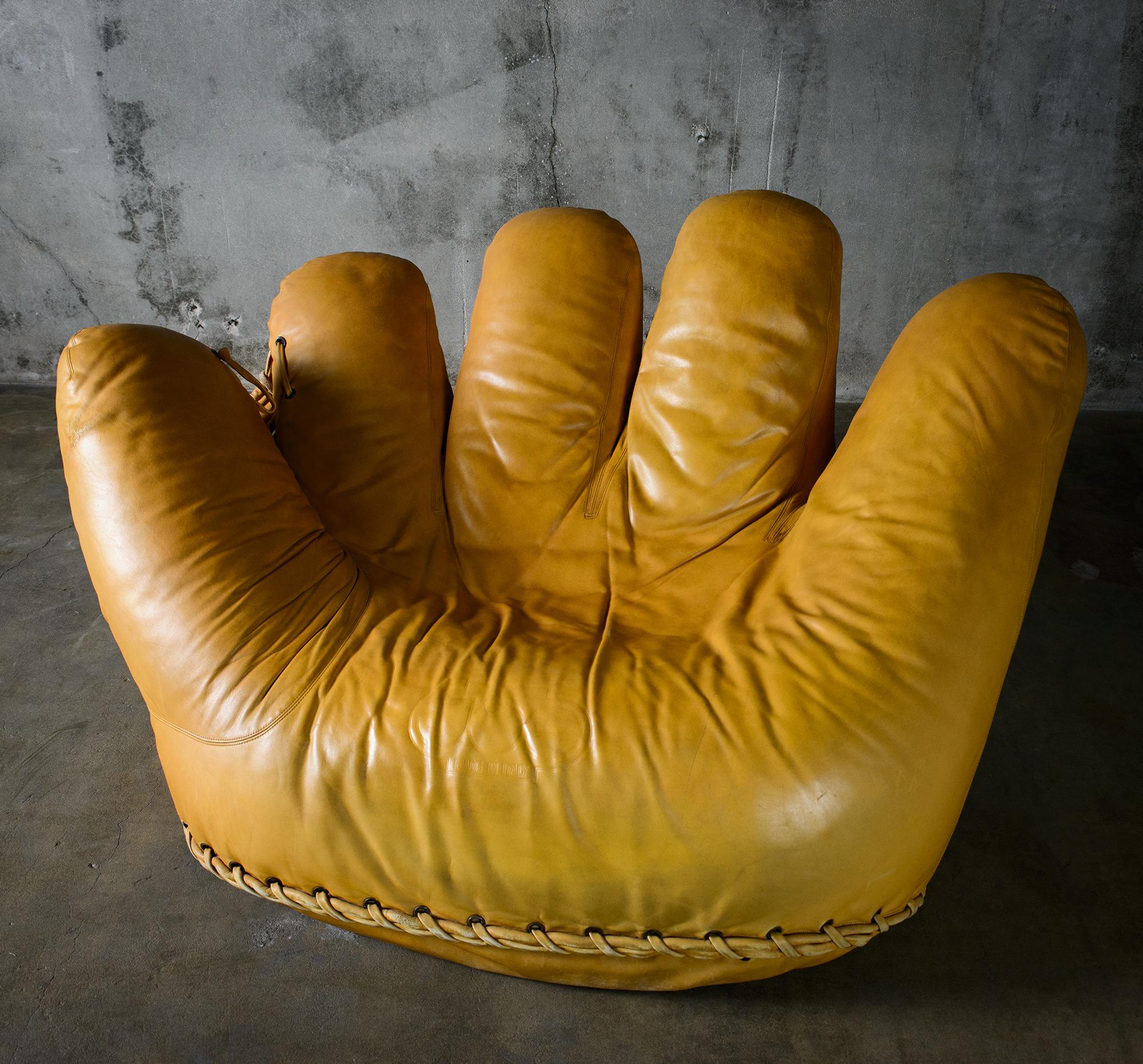 'Joe' Baseball Glove Chair In Good Condition In Los Angeles, CA