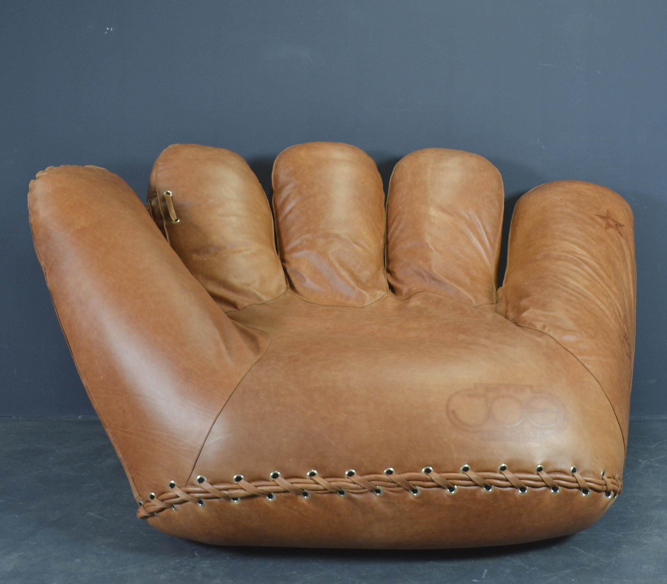 Joe Baseball Glove Lounge Chair Poltronova in Cognac Vintage Style Leather In Excellent Condition In Hamburg, DE