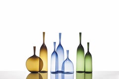 Raggruppamento di bottiglie in vetro di Joe Cariati, 2024