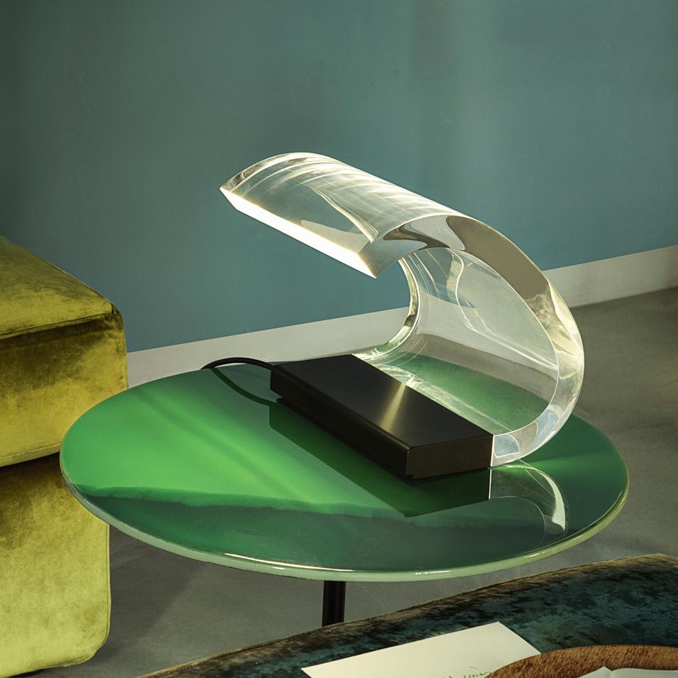 Mid-Century Modern Joe Colombo 'Acrilica' Methacrylate Table Lamp by Oluce For Sale