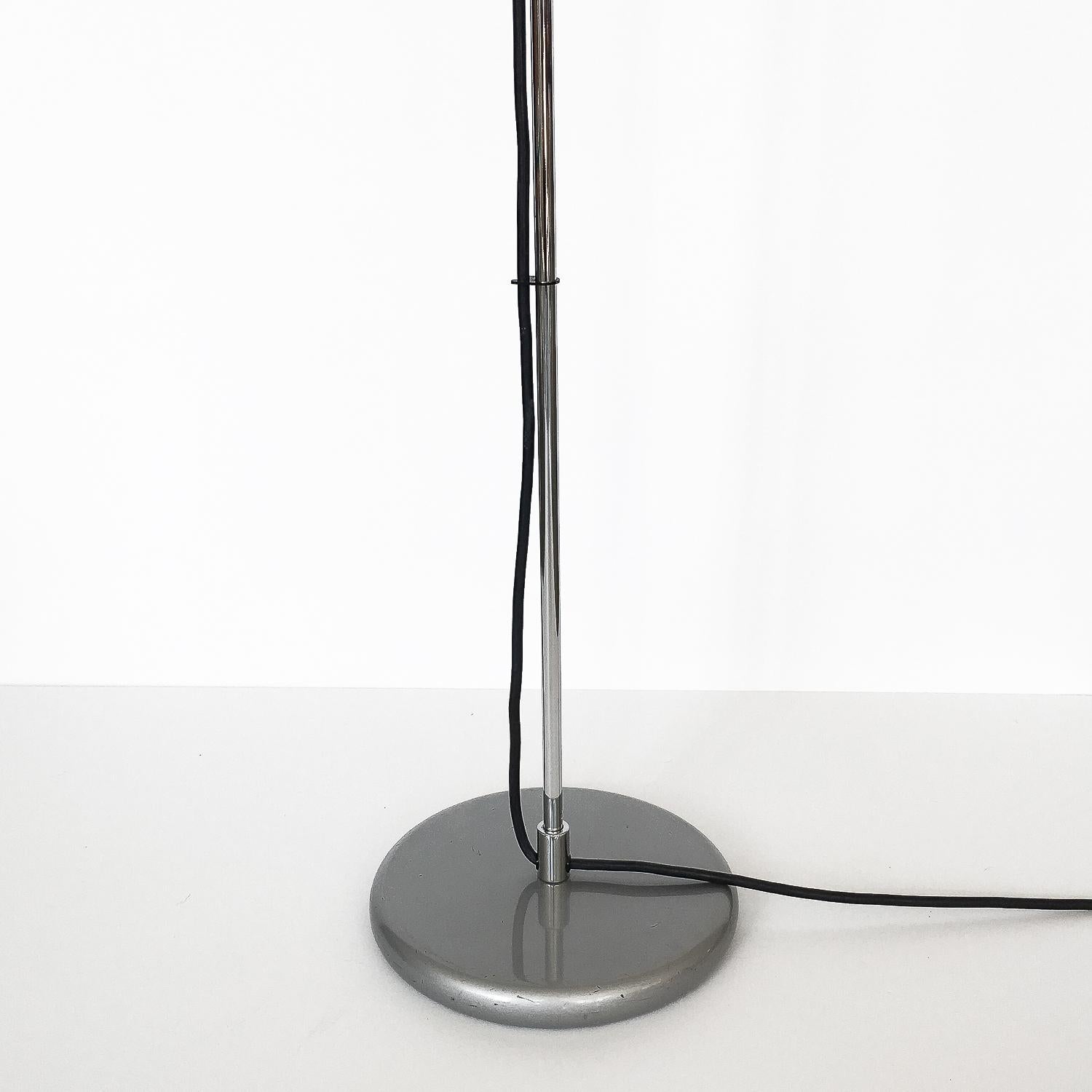 Joe Colombo Alogena 626 Floor Lamps for Oluce 4