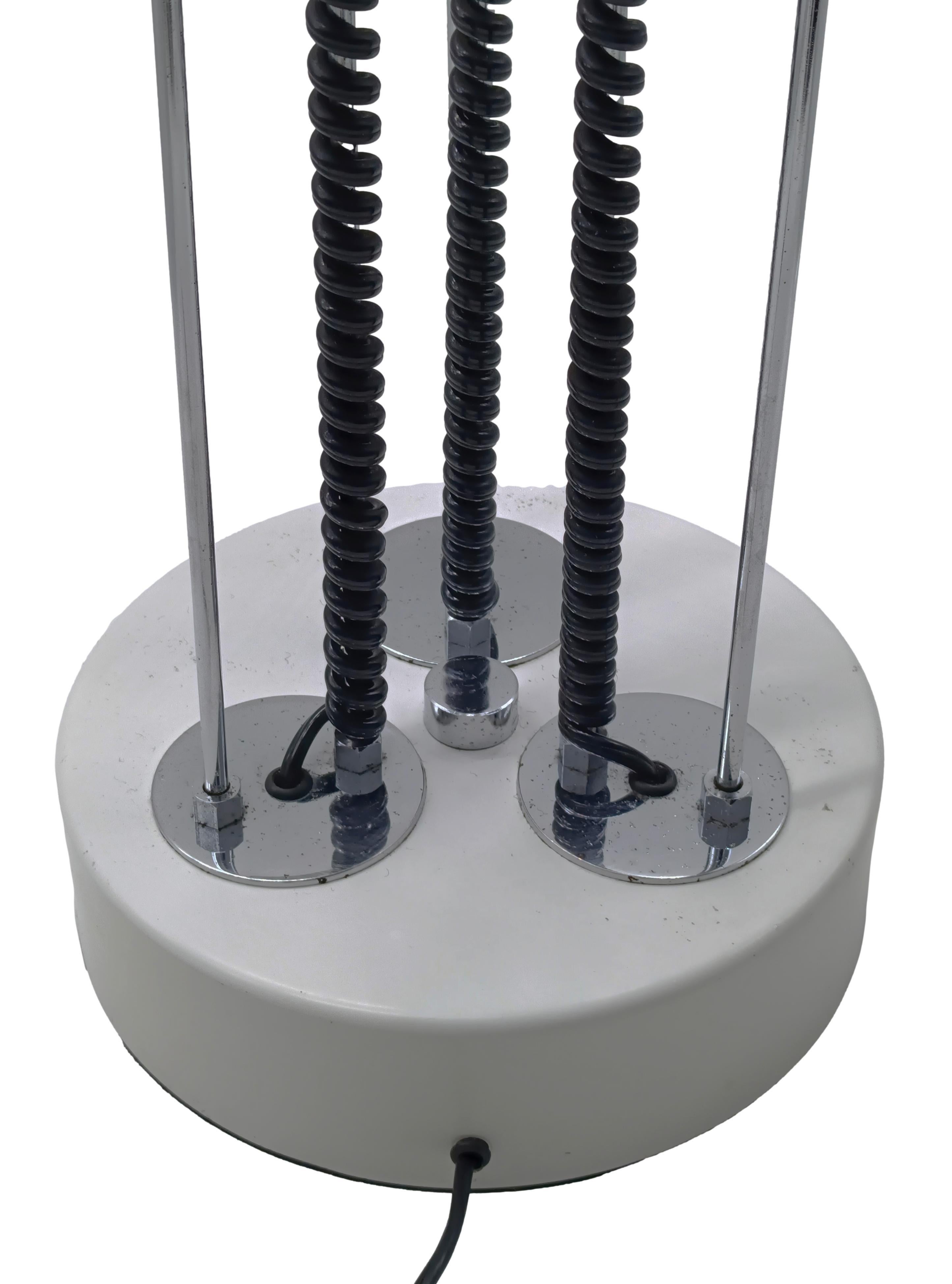 Metal Joe Colombo Attrib. Table Lamp with 3 Adjustable Lights, Italy 1970s For Sale