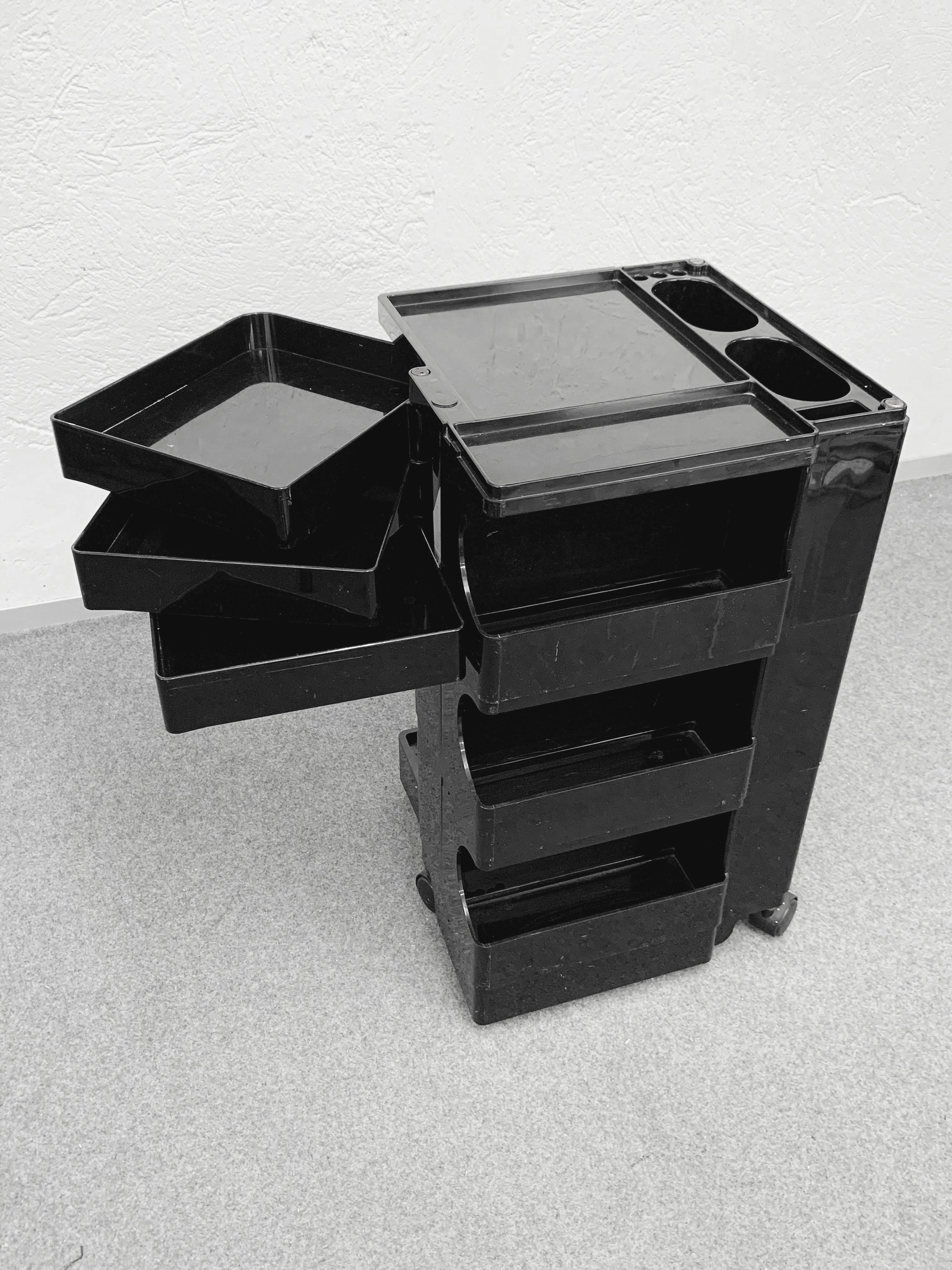 Joe Colombo ''Boby 3'' Italian Portable Storage System for Bieffeplast, 1960s For Sale 2
