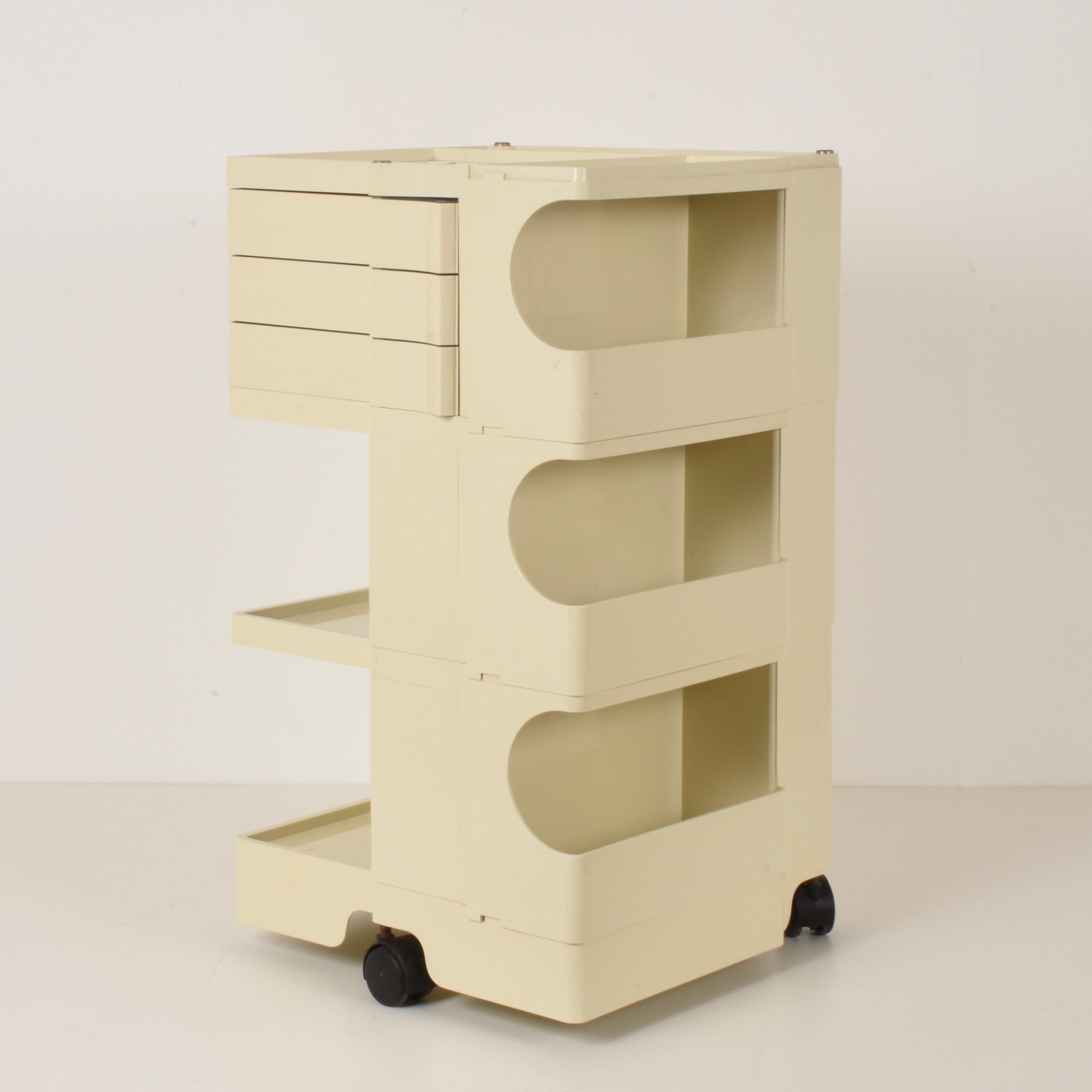 Joe Colombo ''Boby 3'' Portable Storage System Bieffeplast Padova, Italy, 1960s In Good Condition In Roma, IT