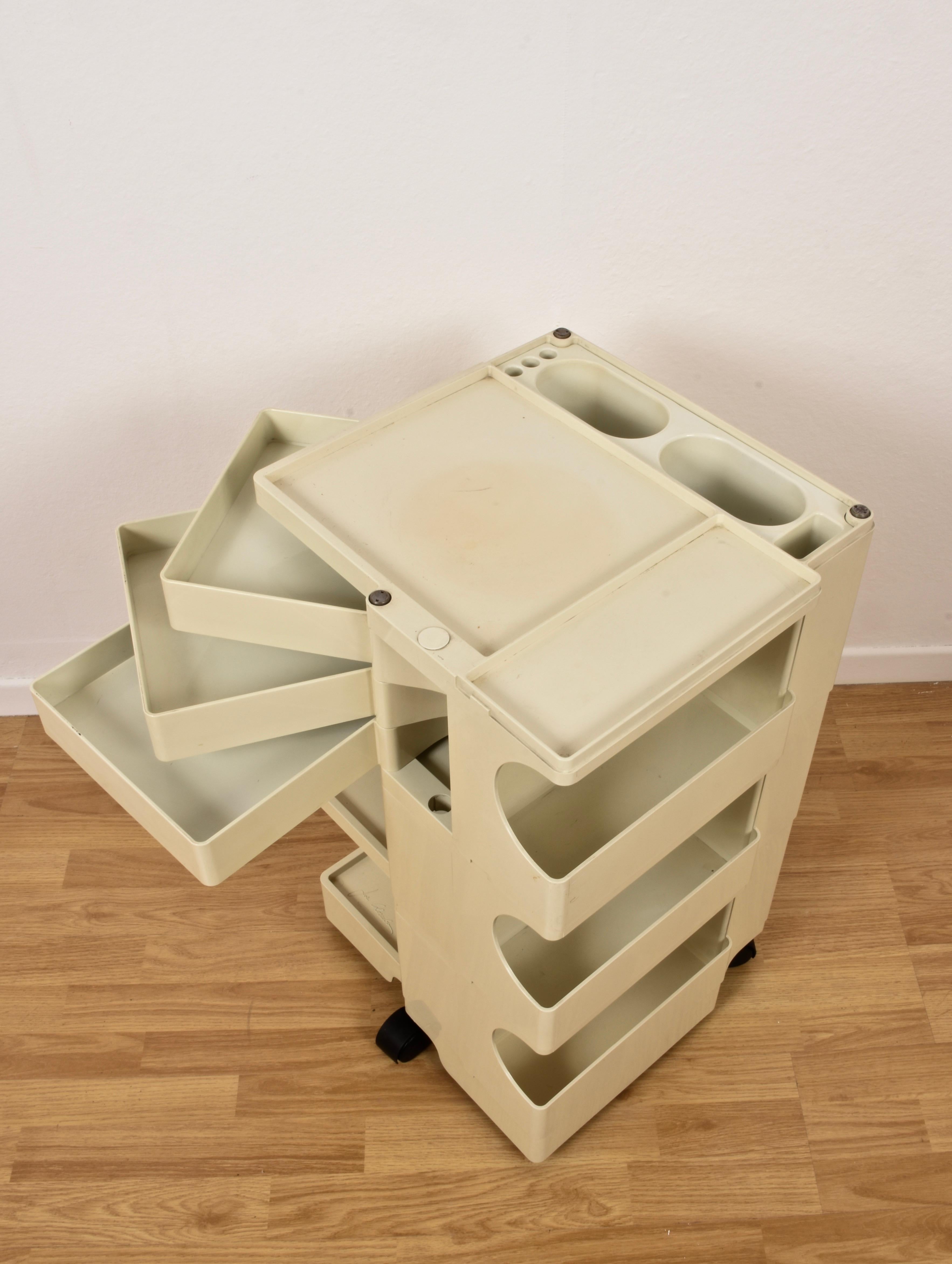 Joe Colombo ''Boby 3'' Portable Storage System Bieffeplast Padova, Italy, 1960s 1