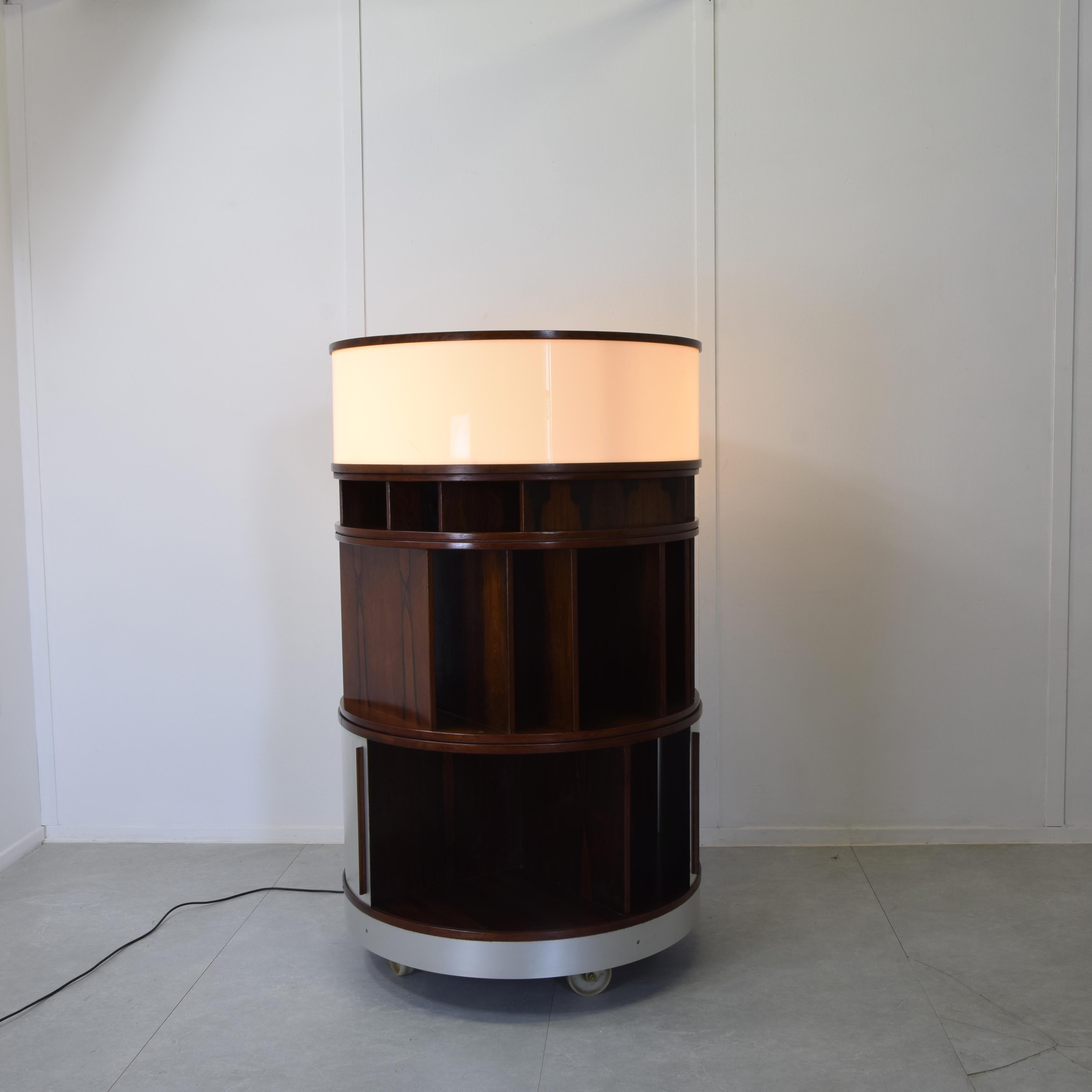 Joe Colombo cabinet mobile Combi center 1960s. In condizioni buone in vendita a bari, IT