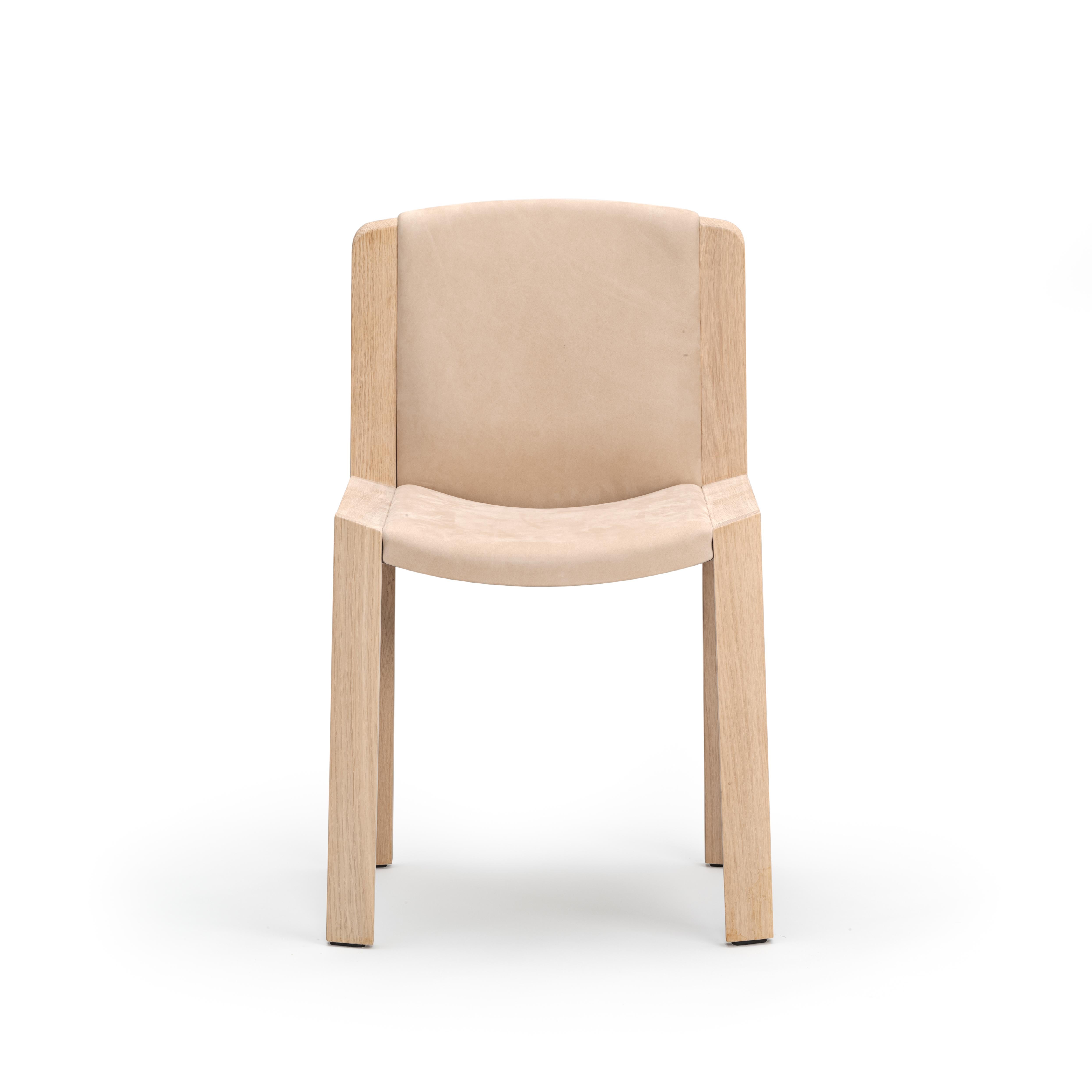 Joe Colombo Stuhl 300  für Karakter

Der von dem zukunftsorientierten italienischen Designer Joe Colombo entworfene Stuhl 300 ist ein wunderschönes Beispiel für sein funktionales Designverständnis. Sitz und Rückenlehne sind gepolstert und sanft