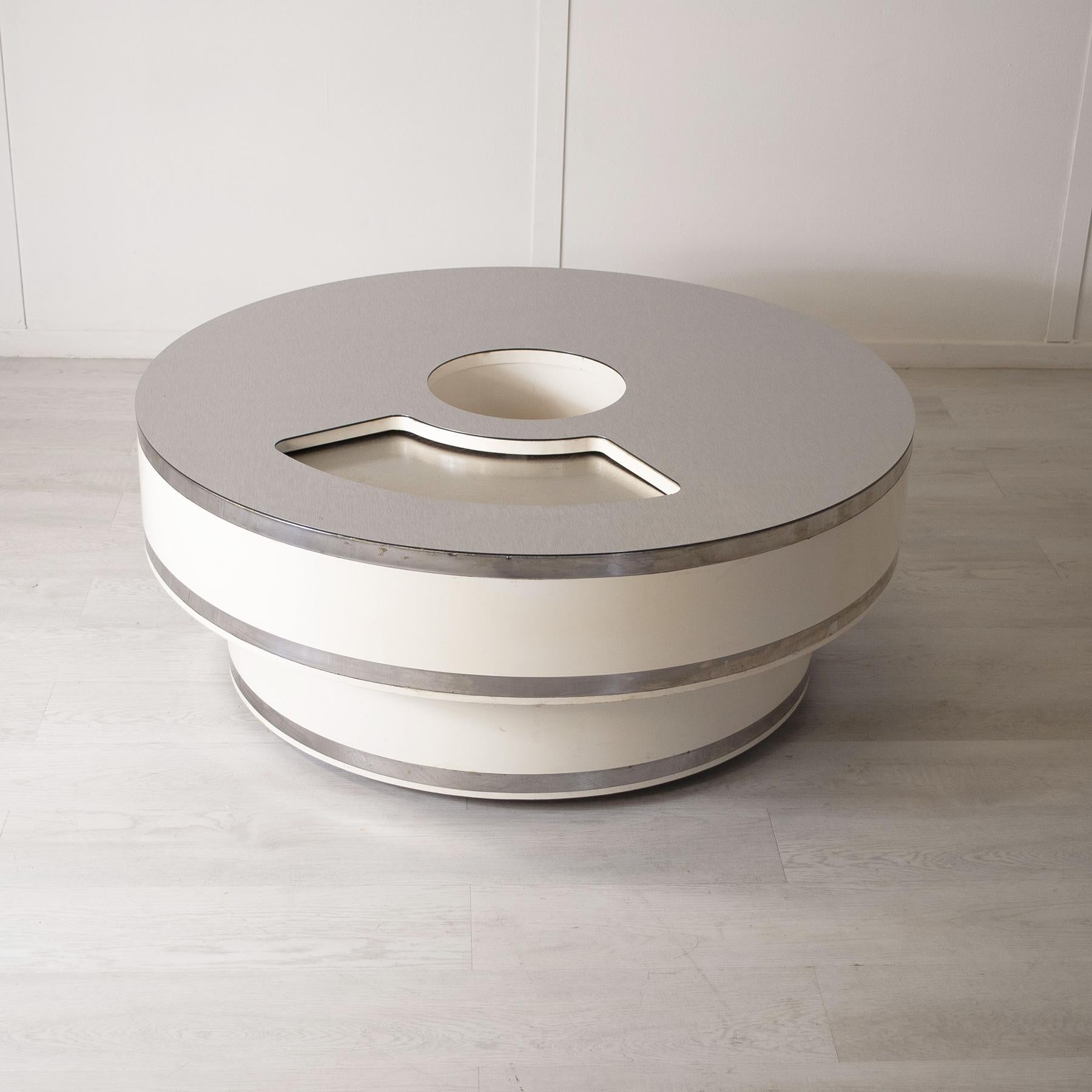 Joe Colombo coffee table late 60s. For Sale 2