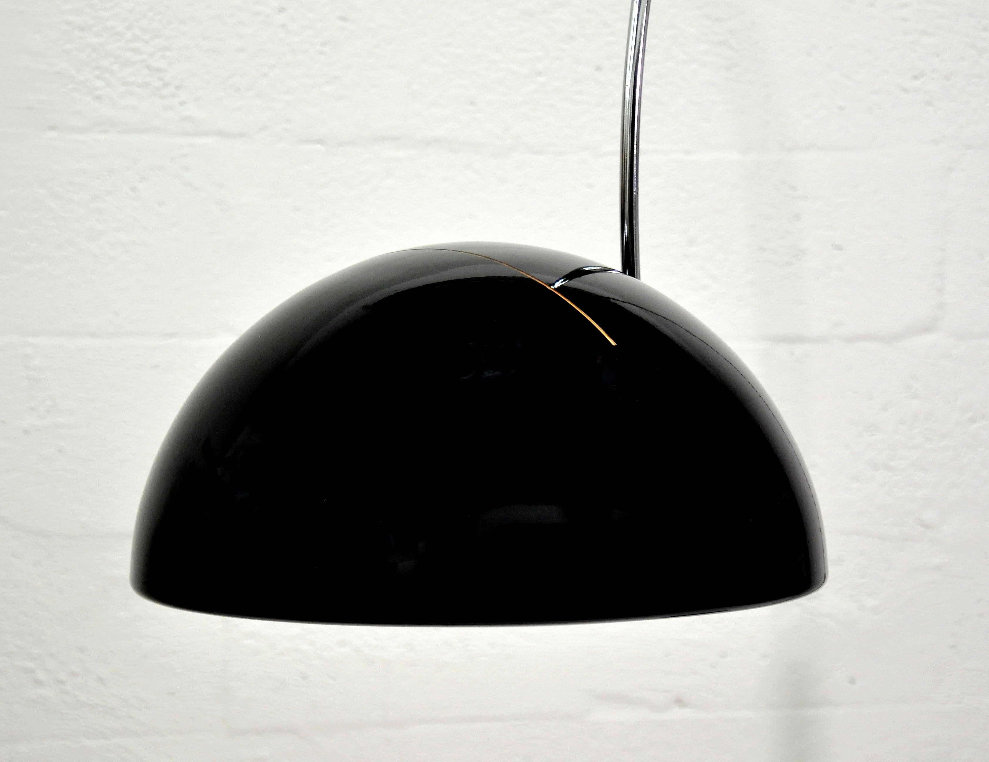 Mid-Century Modern Joe Colombo Coupé 3320 Floor Lamp by Oluce, Black For Sale