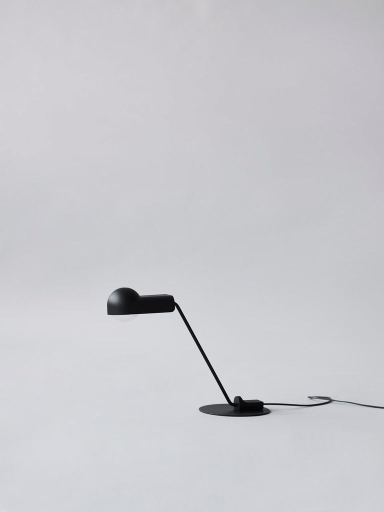 Joe Colombo 'Domo' Steel Table Lamp by Karakter In New Condition For Sale In Barcelona, Barcelona