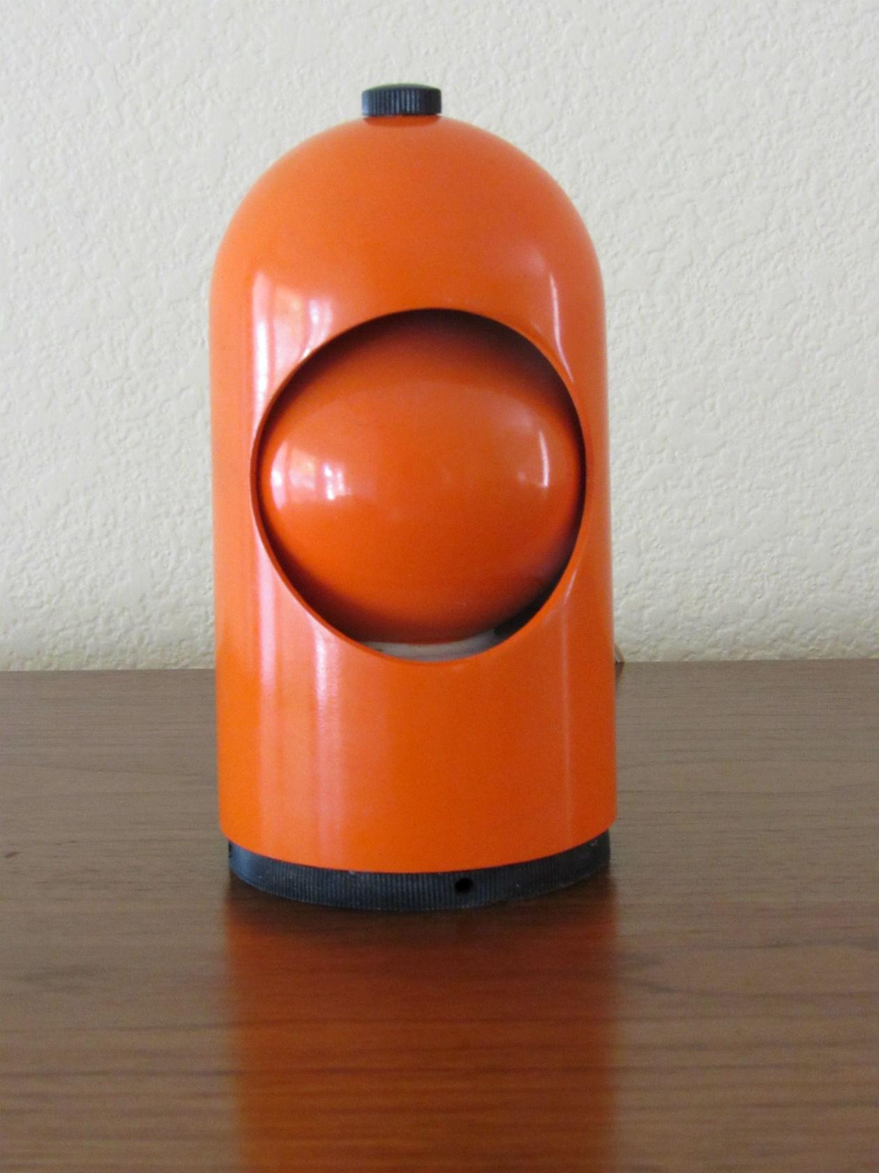 Steel Joe Colombo Eclipse Space Age Table Lamp for Lightolier, circa 1960s For Sale