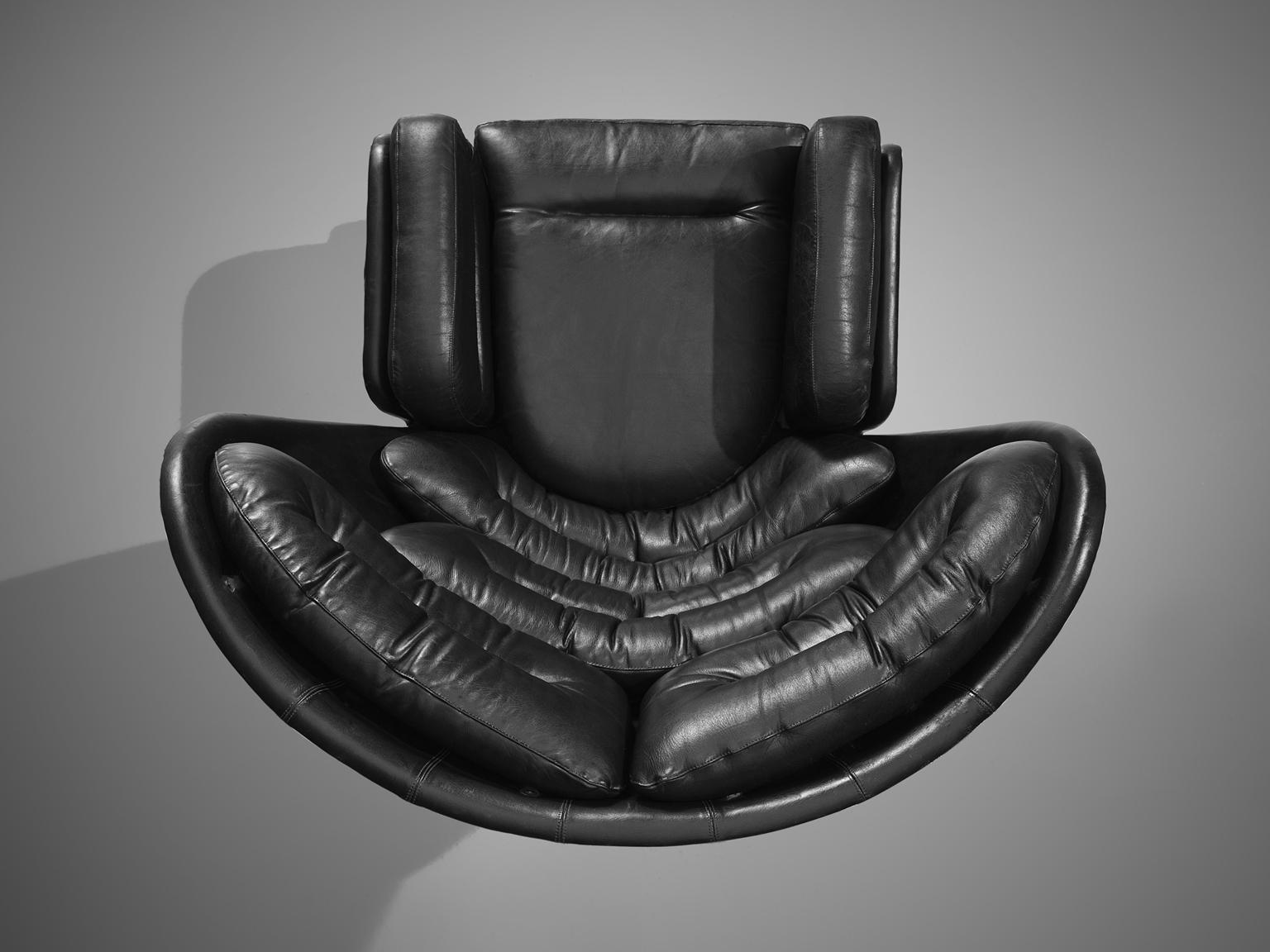 Joe Colombo 'Elda' Black Leather Lounge Chair In Good Condition In Waalwijk, NL