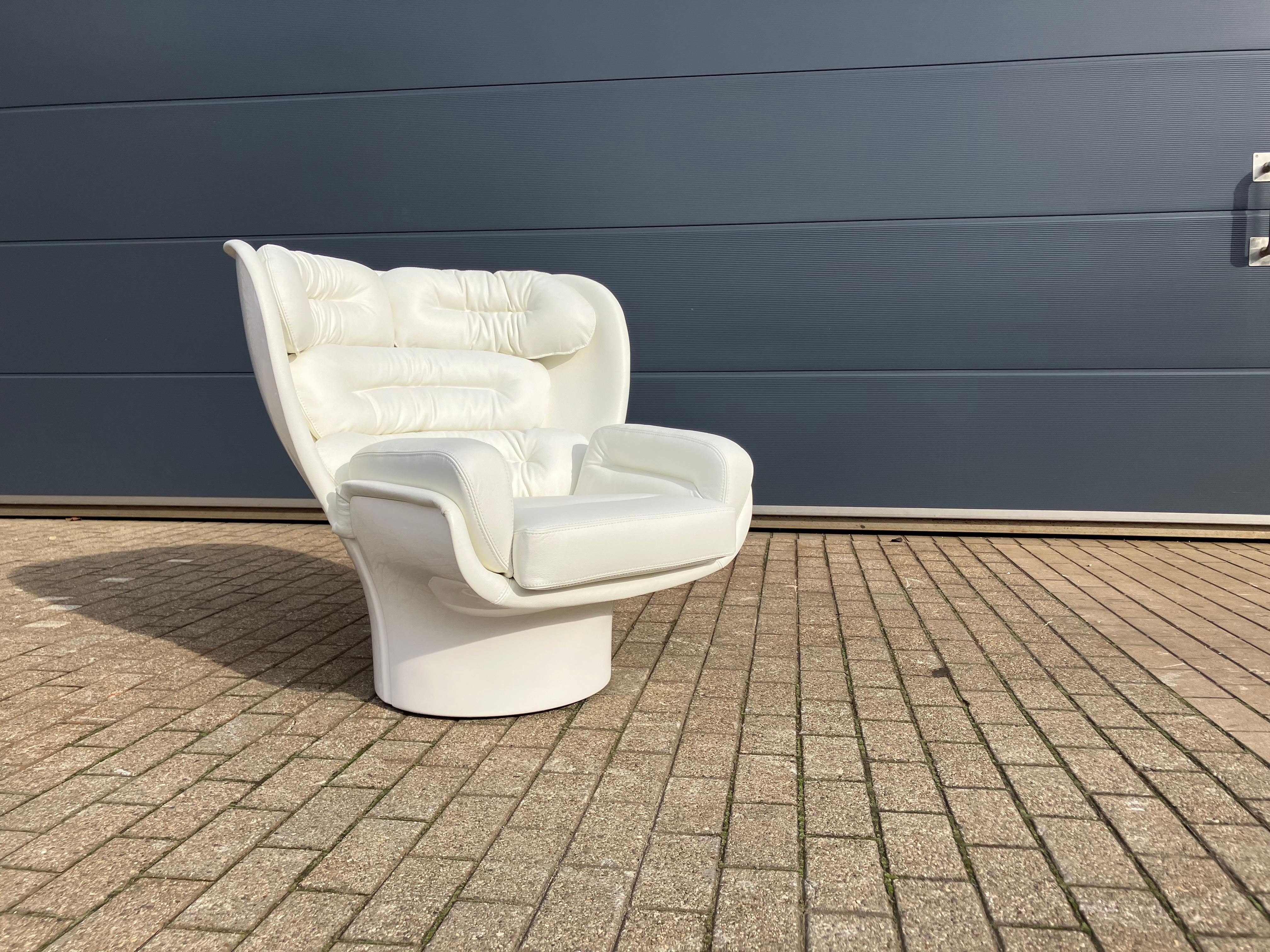 Joe Colombo Elda Chair in White leather and white fiberglass  For Sale 2